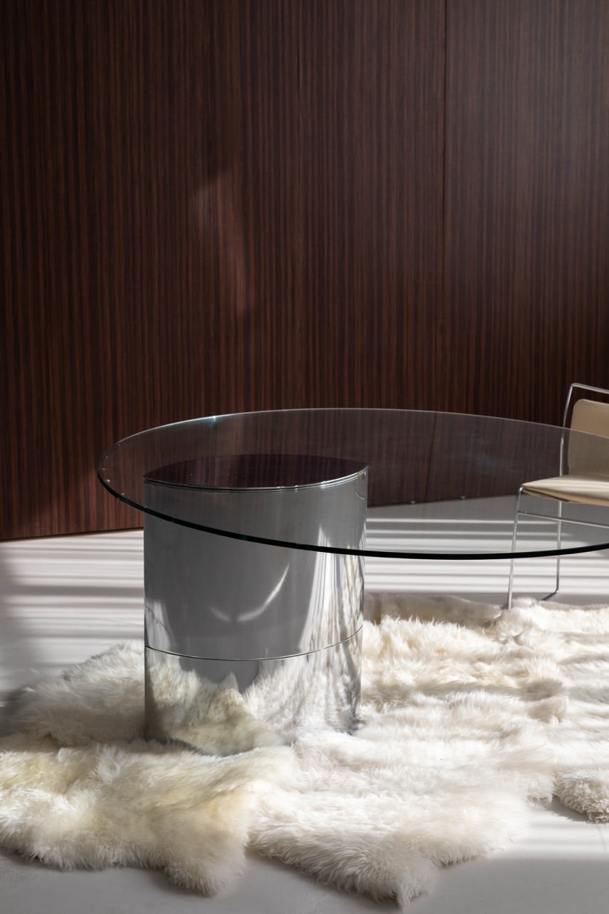 Lunario Dining Table by Cini Boeri for Gavina — in context