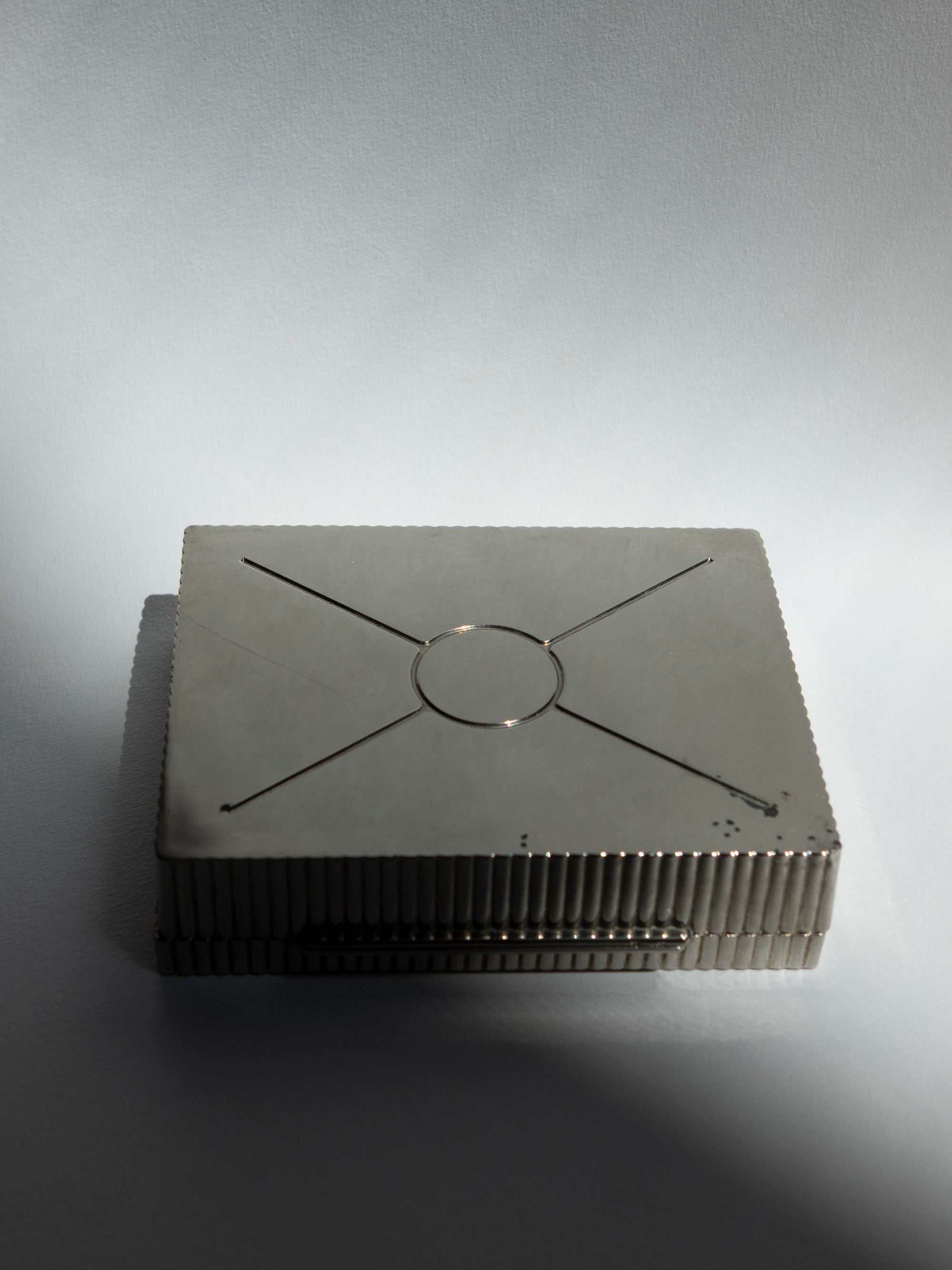 Mid-Century Italian Ribbed Silver-Tone Desk Box with Wood Interior — close-up