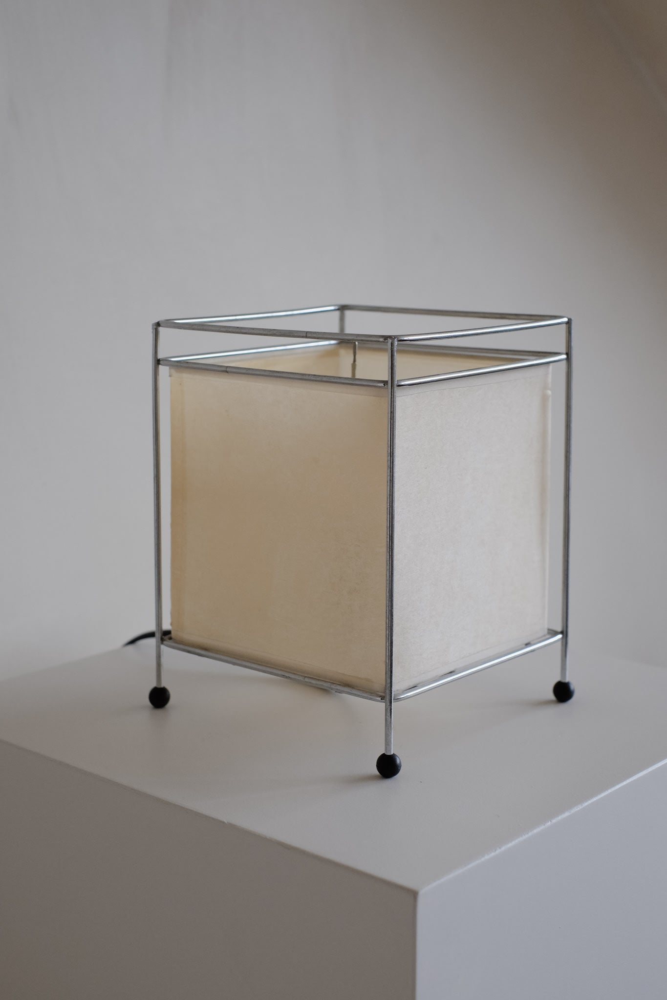 Japanese Rice Paper Table Lamp by septembre studios | The Oblist — handmade rice paper, modern design