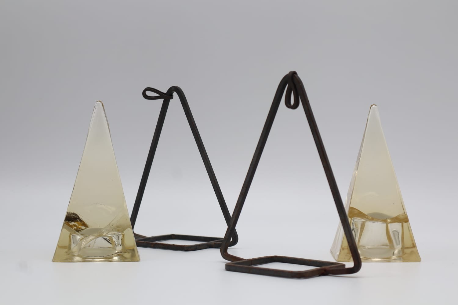 Postmodern Geometric Wall-Mounted Tealight Holders – Set of 2 — close-up