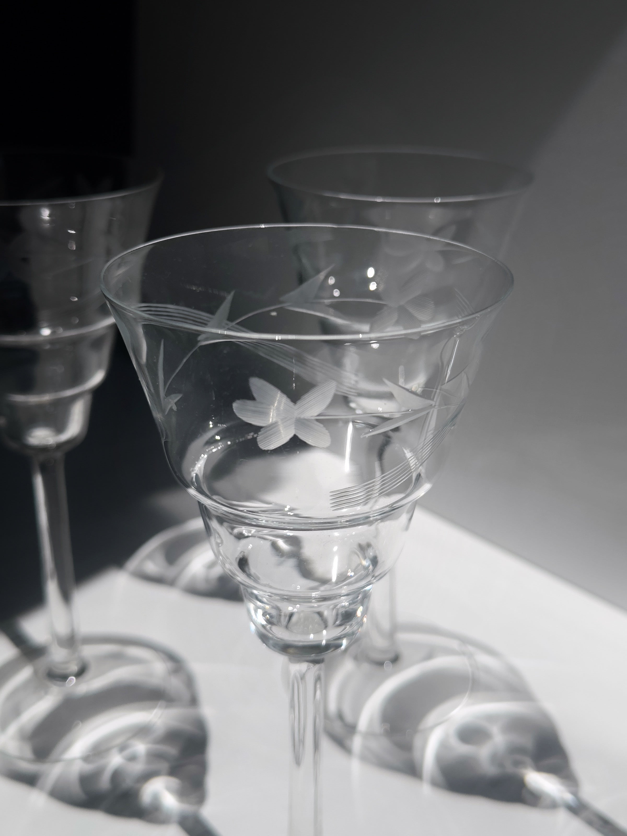 Art Deco Bauhaus Style glasses - 1930s — detail view