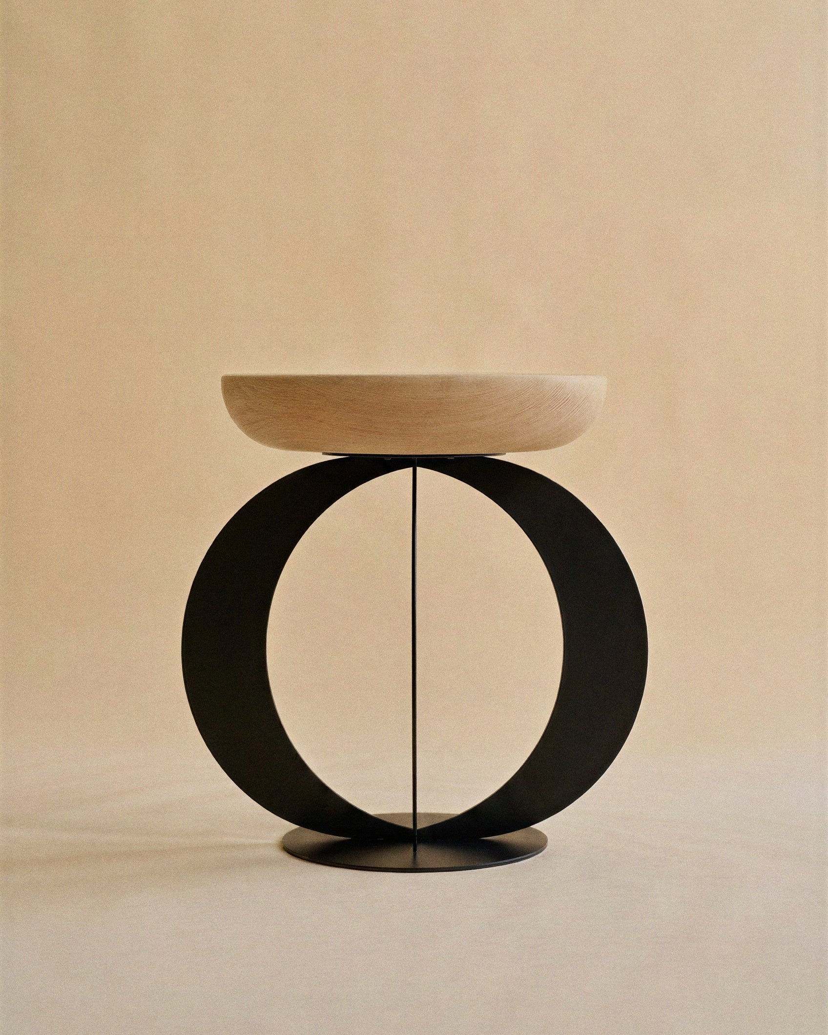 Minor Side Table - Black by CARDONES | The Oblist
