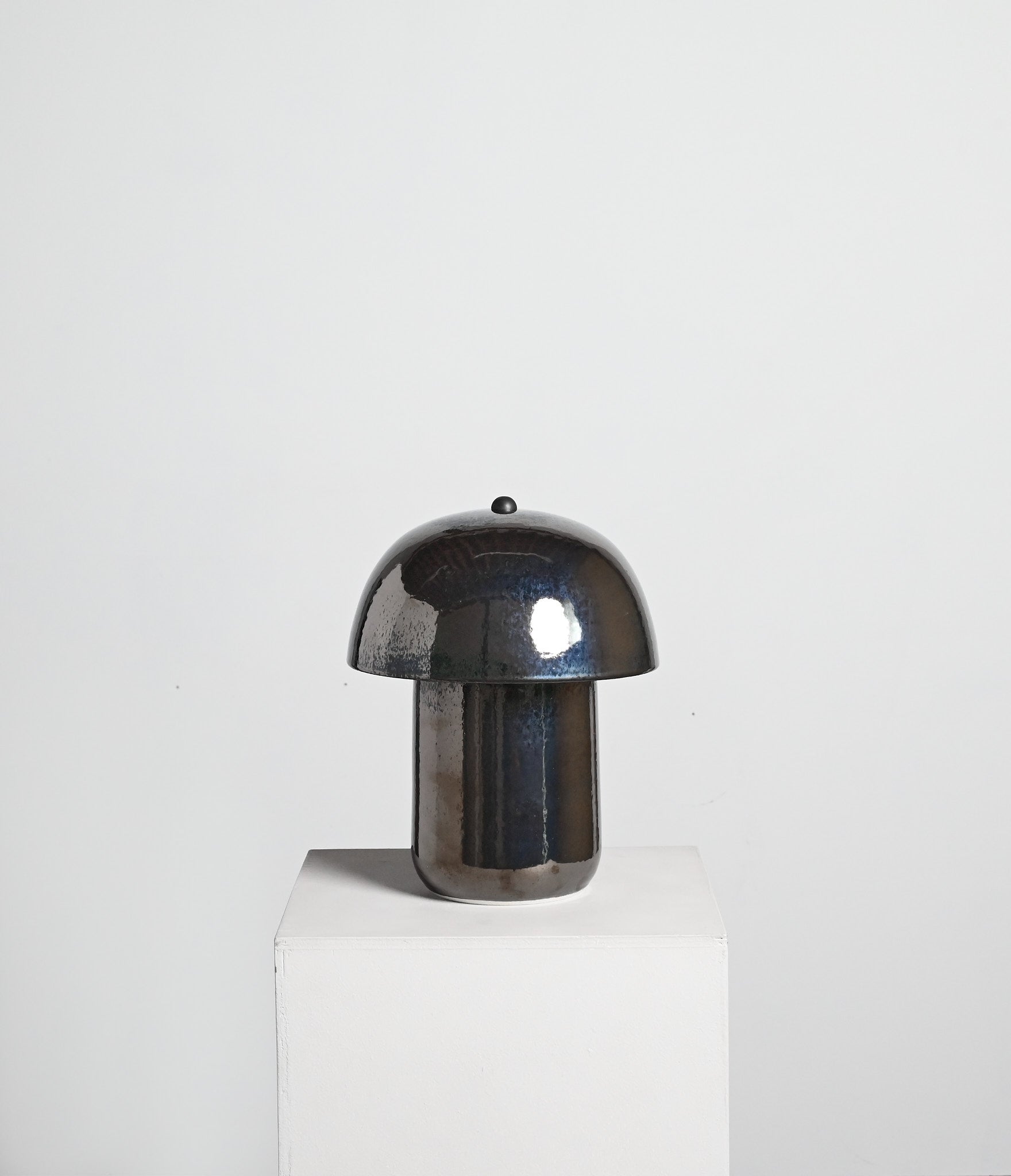 Tera Lamp Dark Chrome — side angle