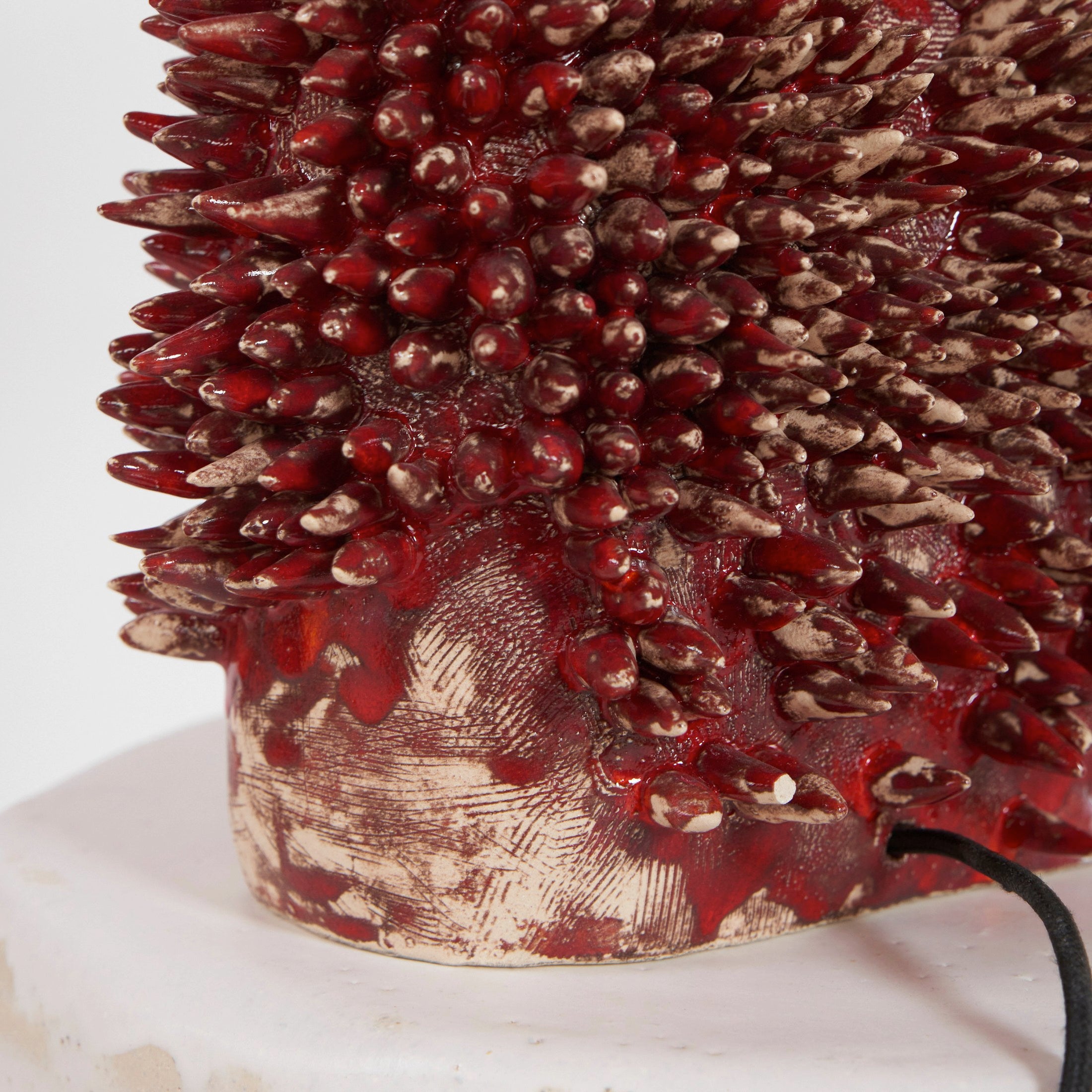 Appuntito Ceramic Lamp — detail view