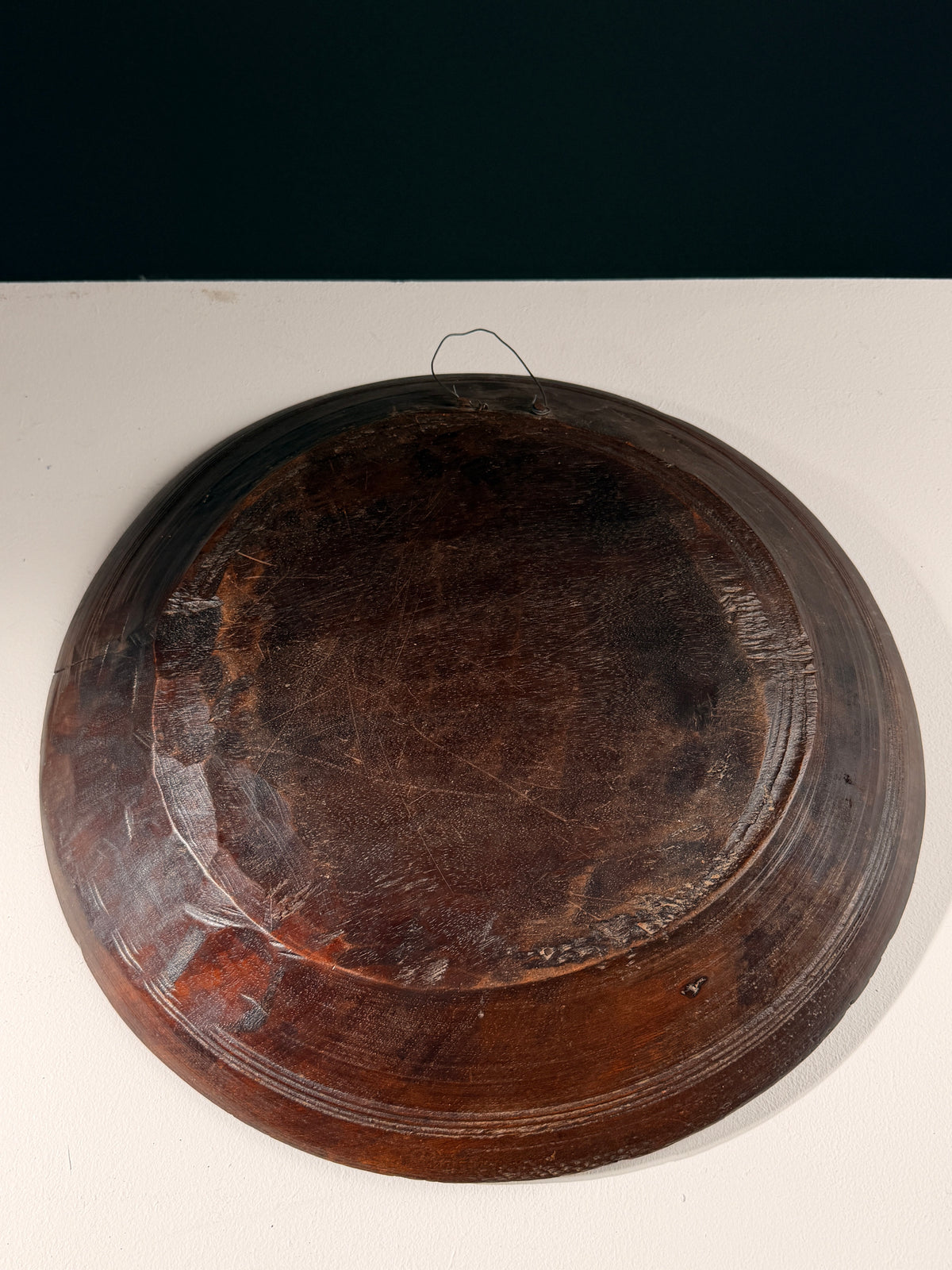 Large Monoxyle Walnut Plate, France, Early 20th Century — close-up