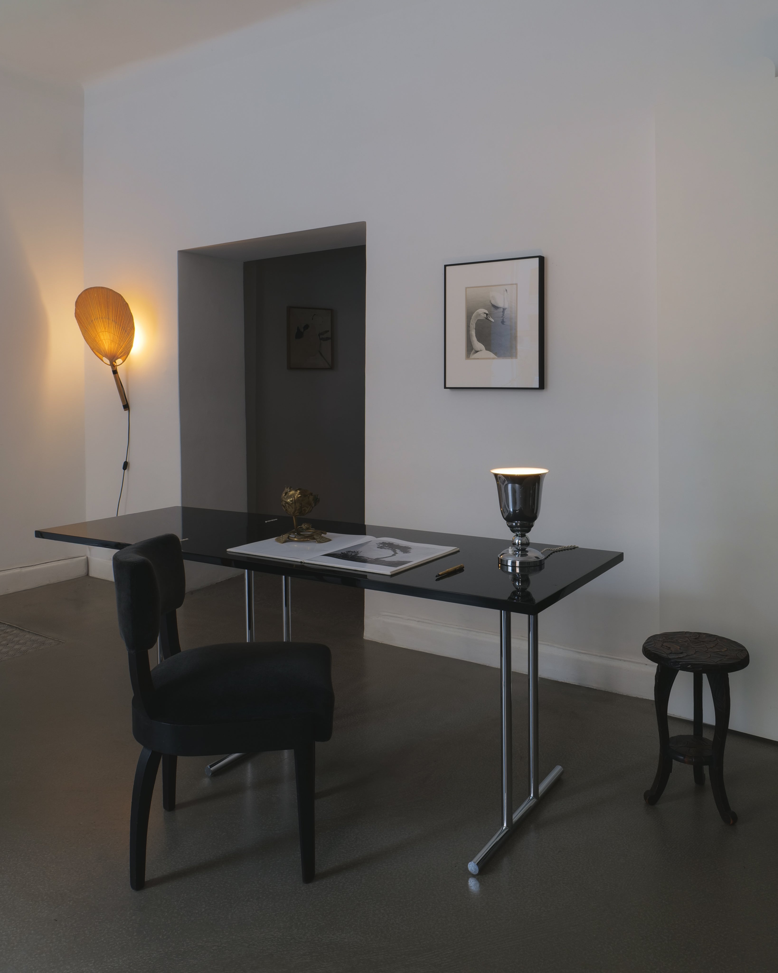 French Art Deco Uplighter Table Lamp 1930s — lifestyle setting