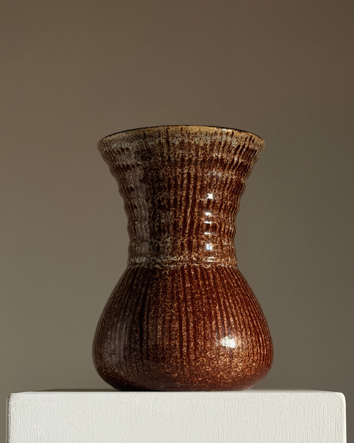 Large ceramic vase by Les Potiers d’Accolay, France, 1950 — detail view