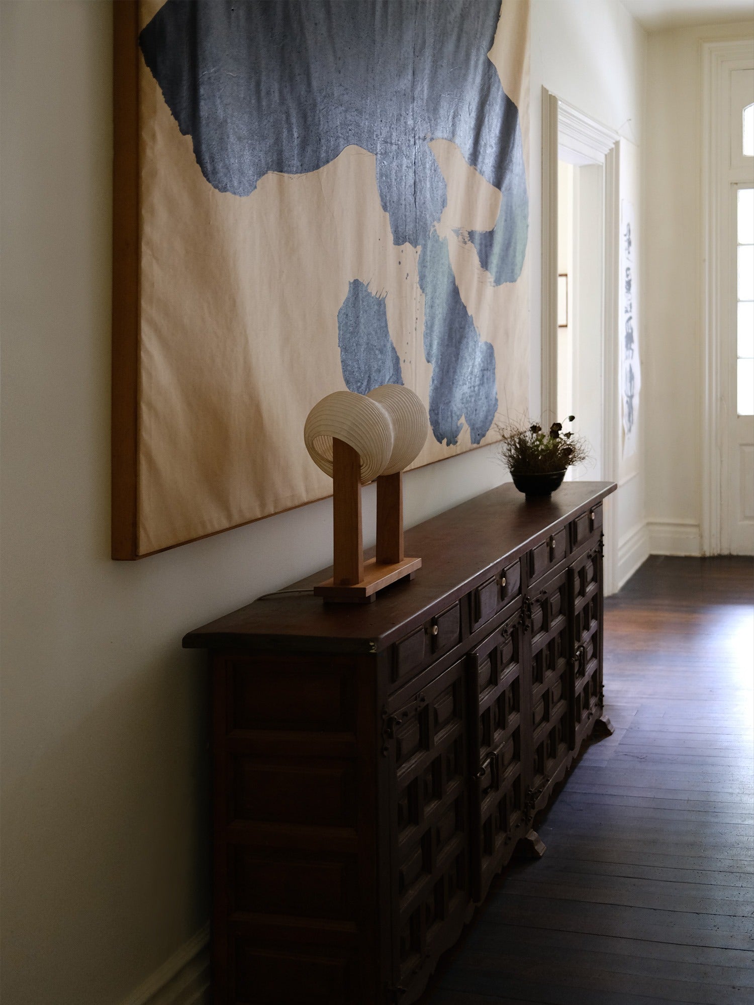 Souvenir Table Lamp
