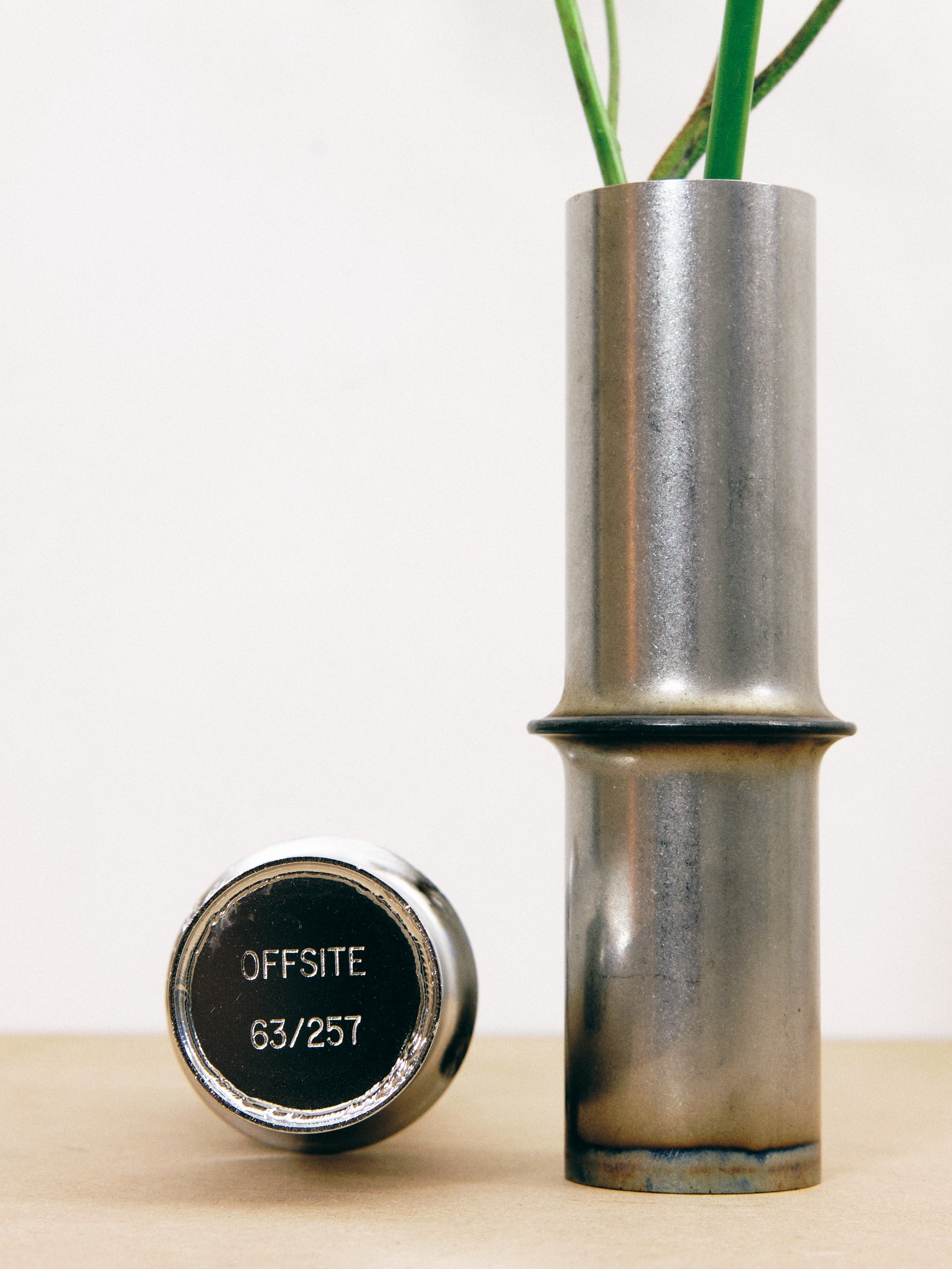 Vase 01 — alternate view