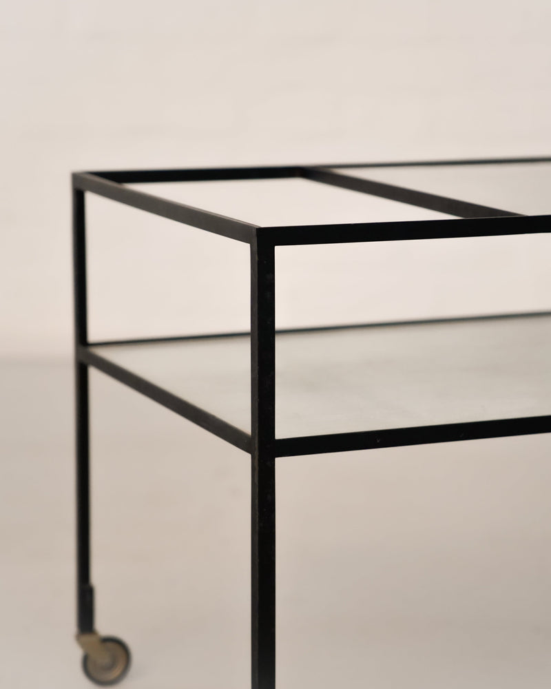 Servierwagen by Herbert Hierche for Christian Holzäpfel — close-up of black metal frame and glass shelves
