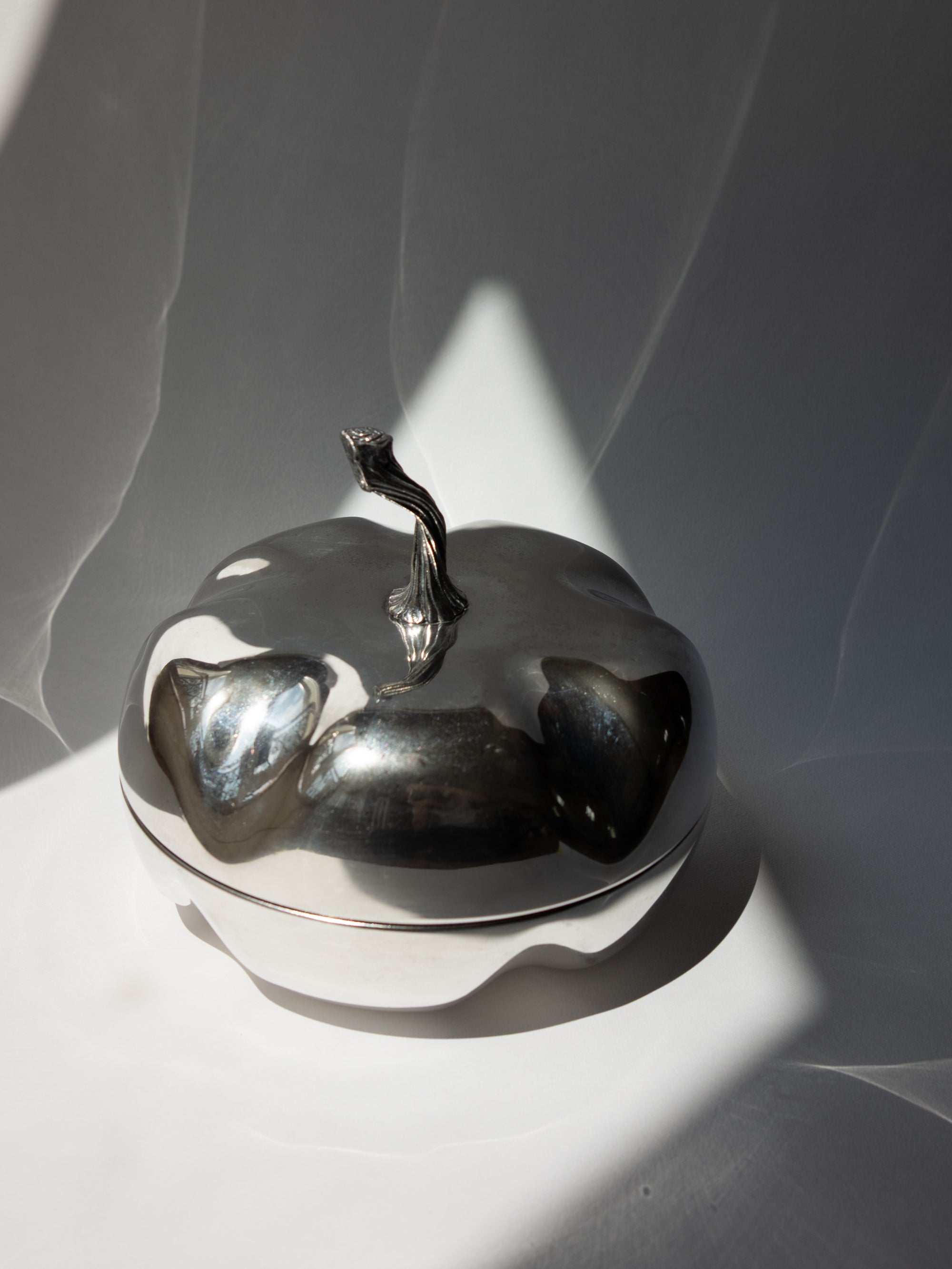 A Grand French Silver-Plated Pumpkin Bonbonnière Dish (Saint-Médard / Dior Workshop) by Trove Paris | The Oblist
