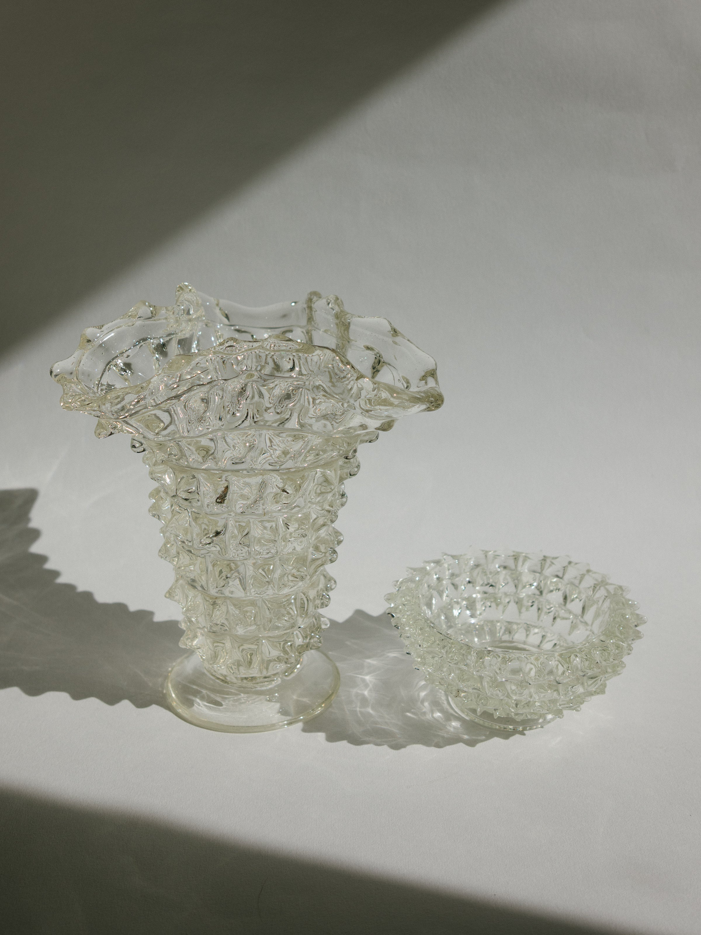 Ercole Barovier “Rostrato” Murano Glass Bowl  | Barovier&Toso — detail view