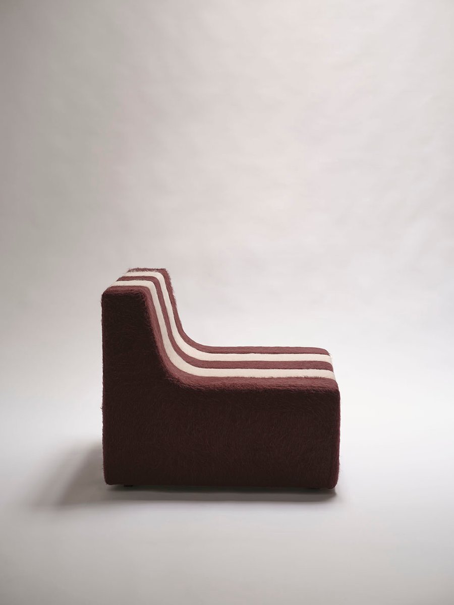 "One Plus" armchair — additional view