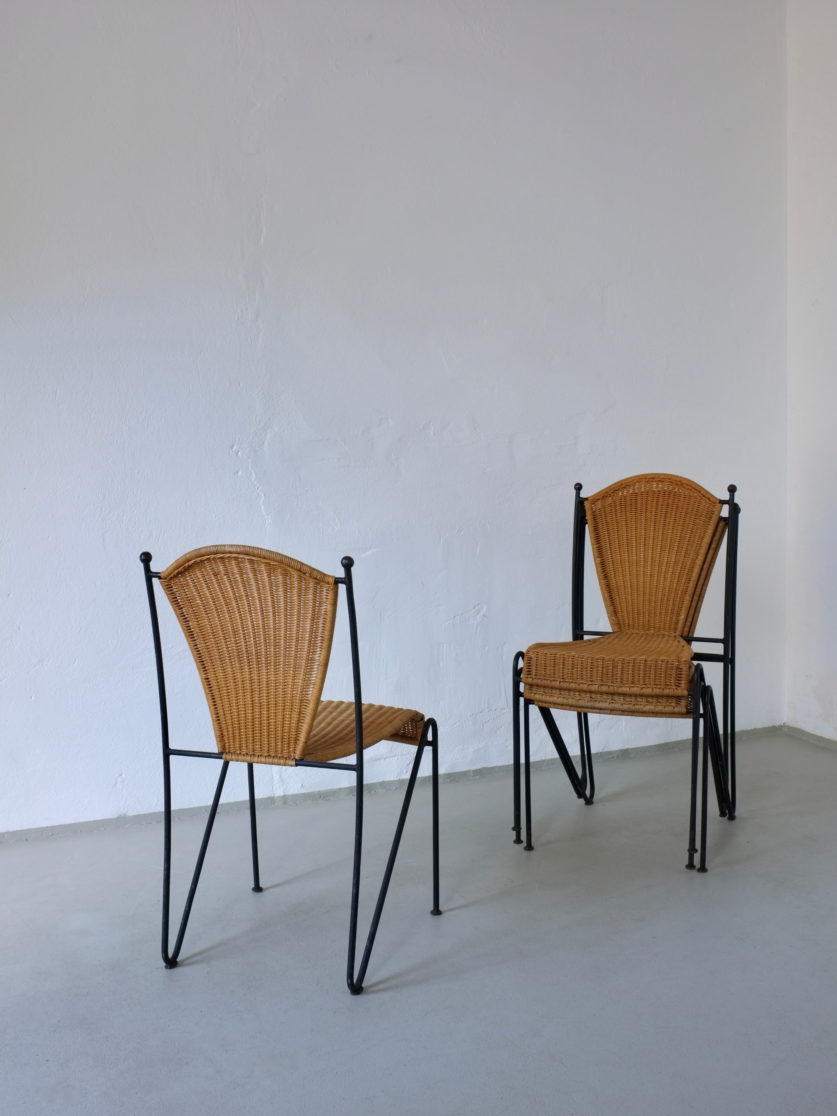 4 chaises en osier et fer de Frederick Weinberg, années 1960