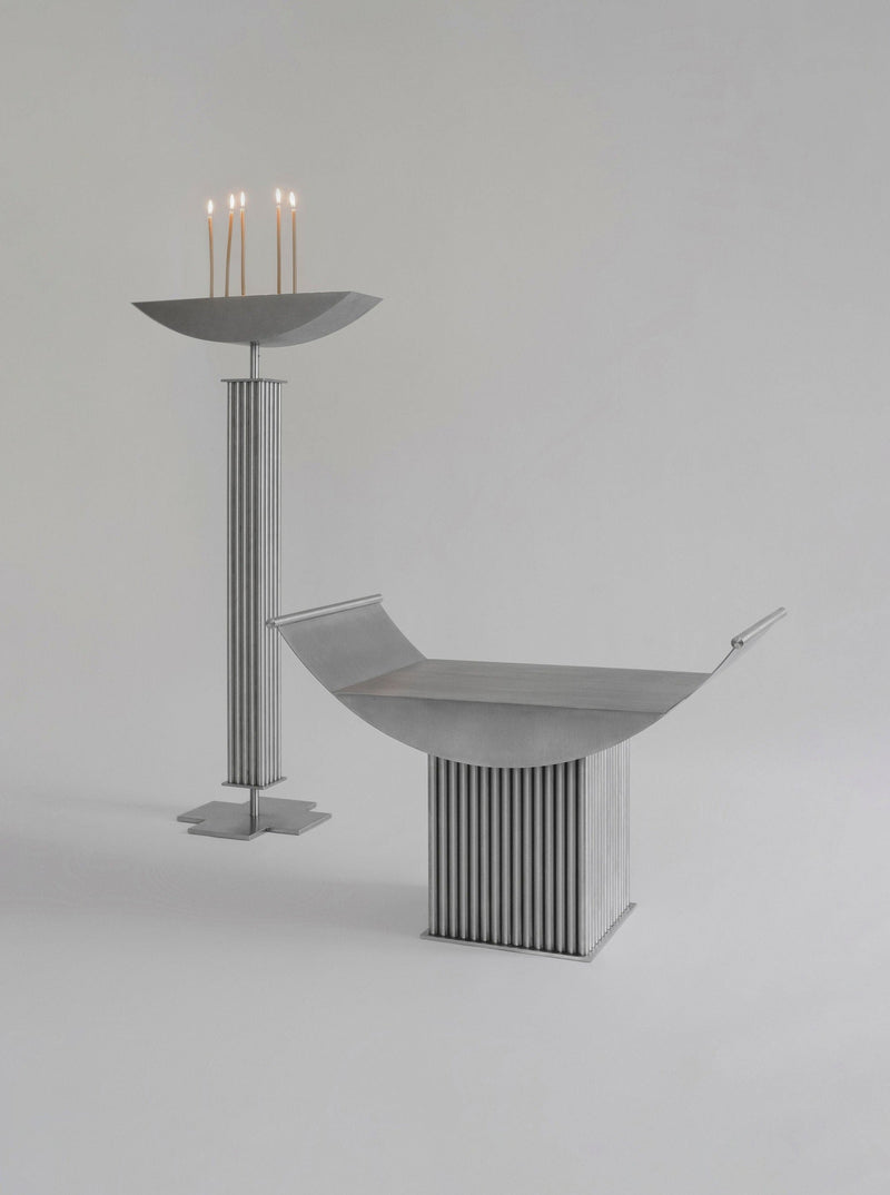 Sella Curulis Stool — detail view