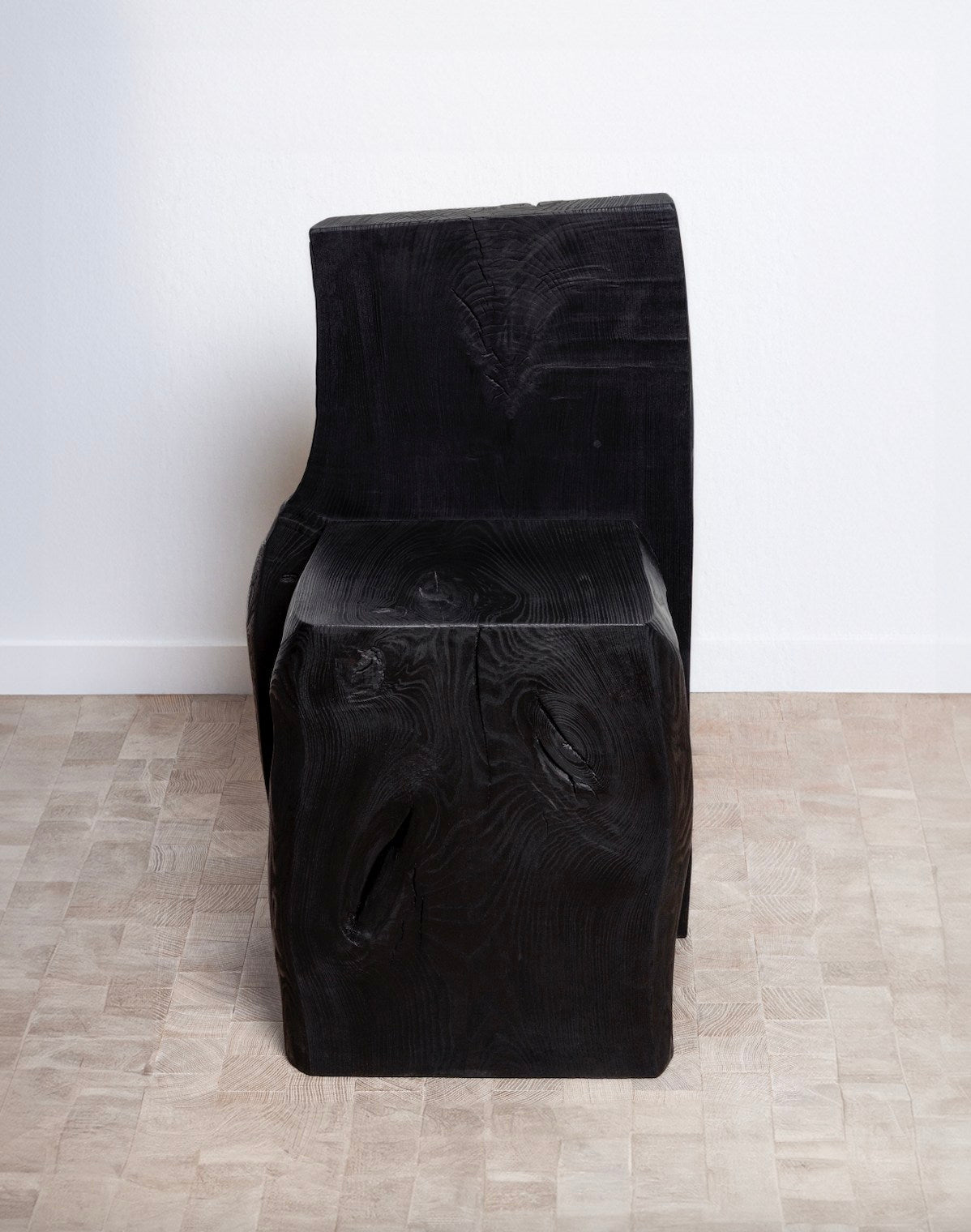 CHAIR ( 0 2 ) — close-up
