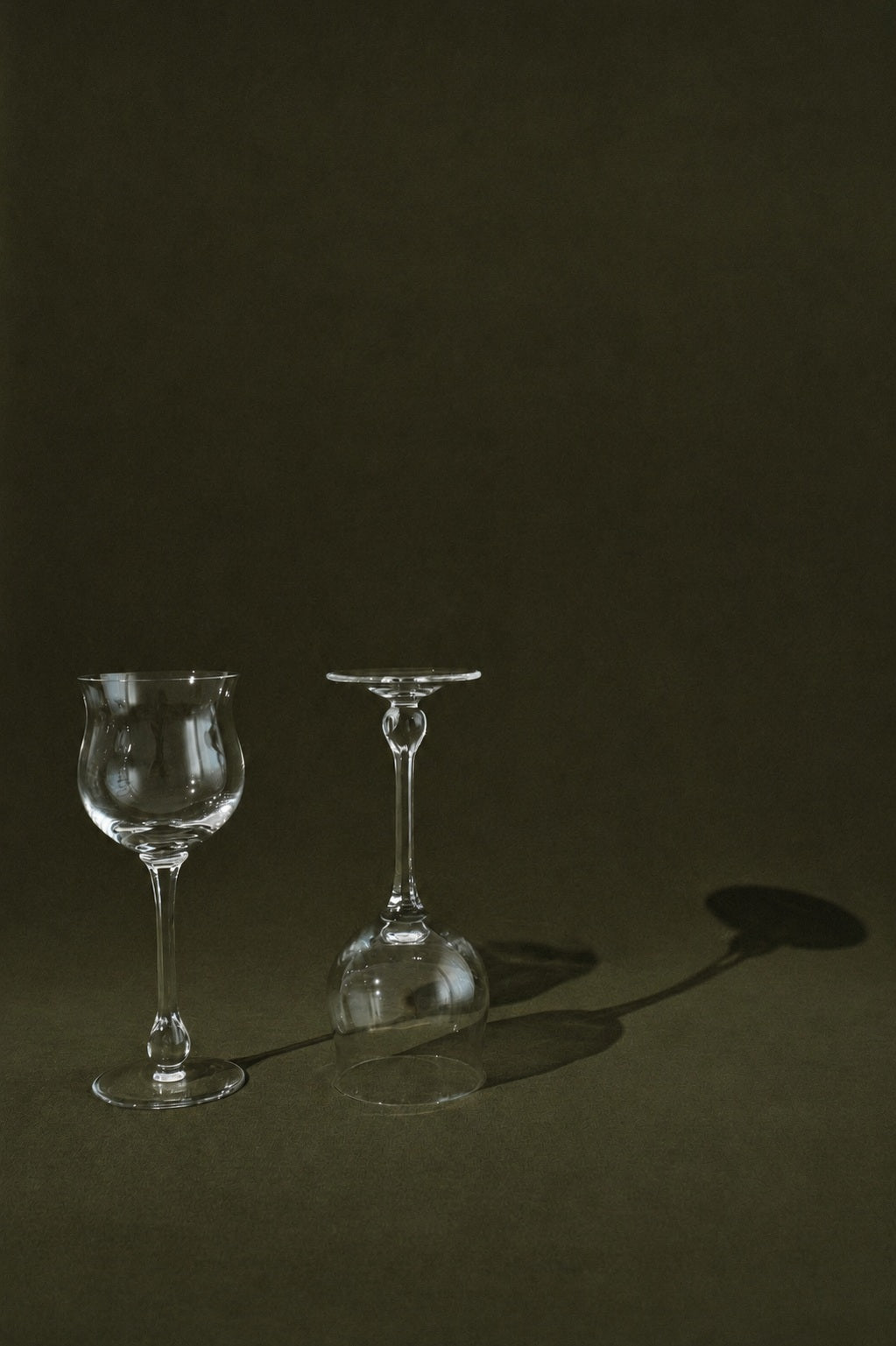 Set of 6 Vintage Wine Glasses — side angle