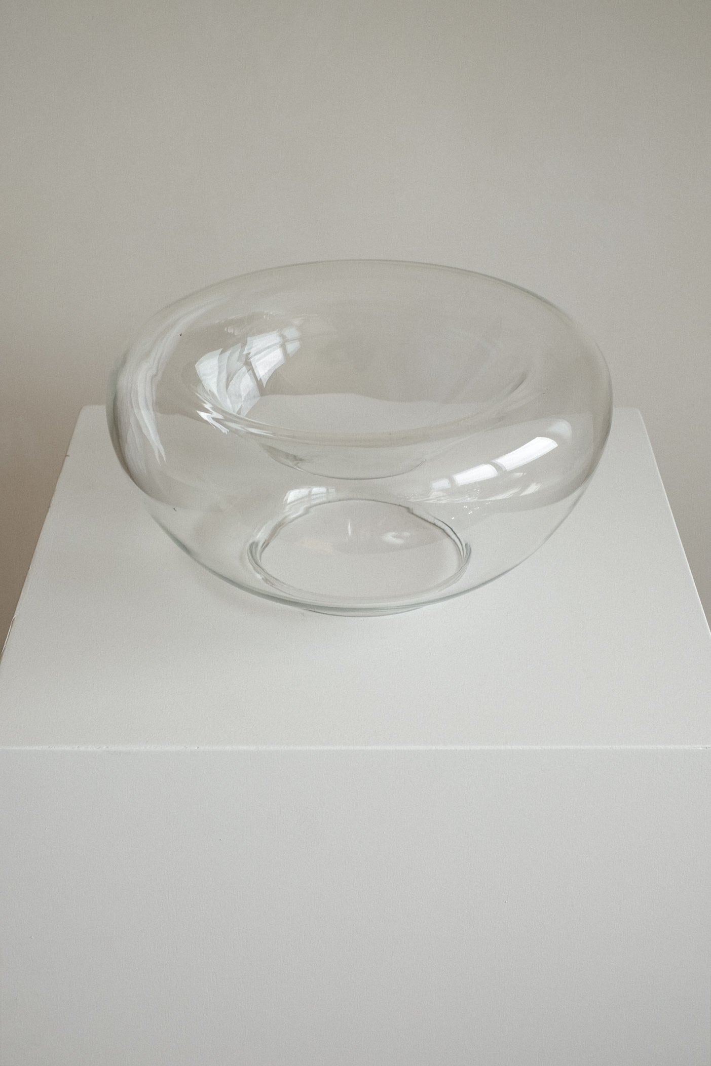 Double-Walled Glass Bowl — detail view