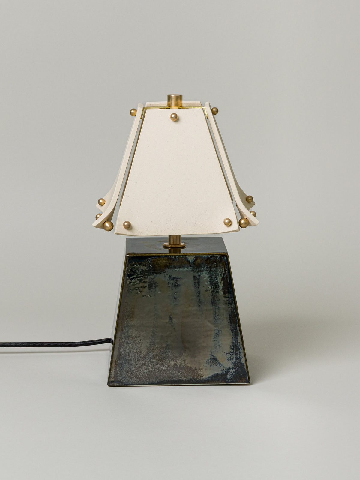 Osen Table Lamp Short, Obsidian / Bone Shade — side angle