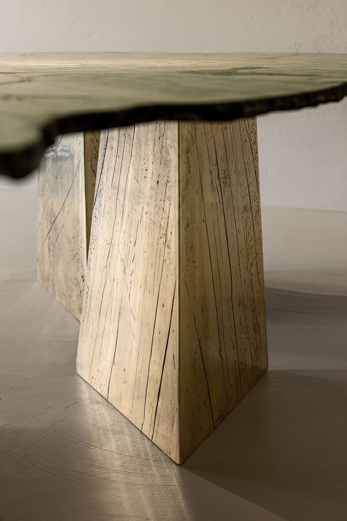 VITTORIA Dining Table - Marble and Brass — lifestyle setting