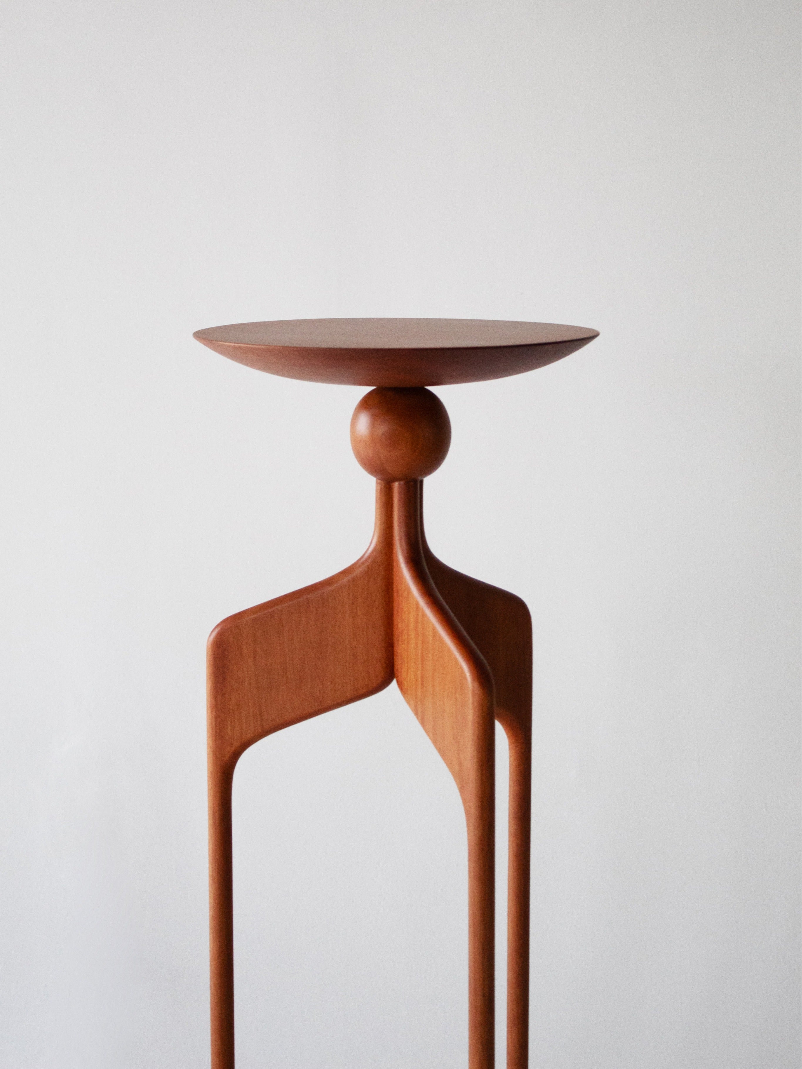 Sentinela Pedestal — side angle