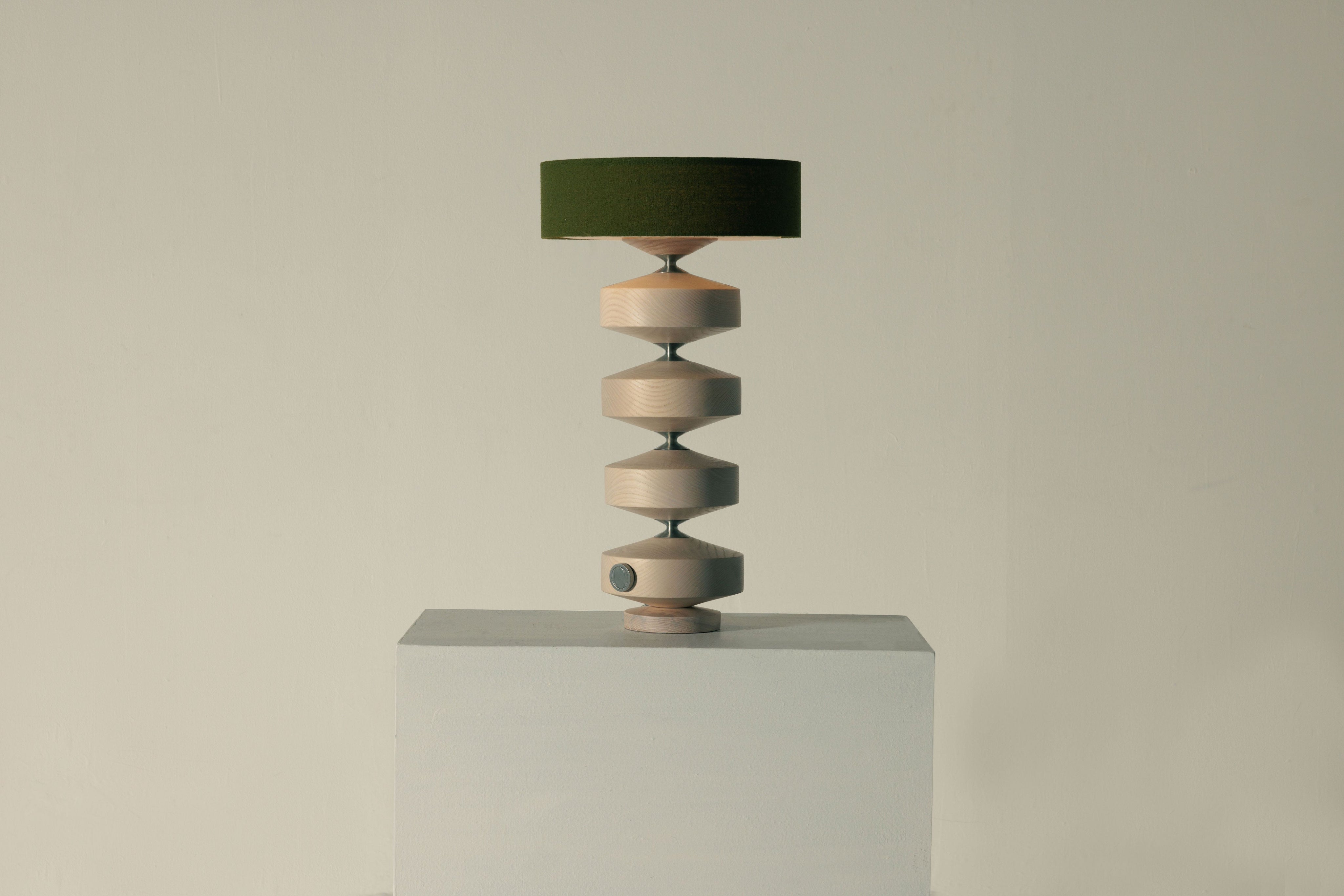 Hour Phila Table Lamp — side angle