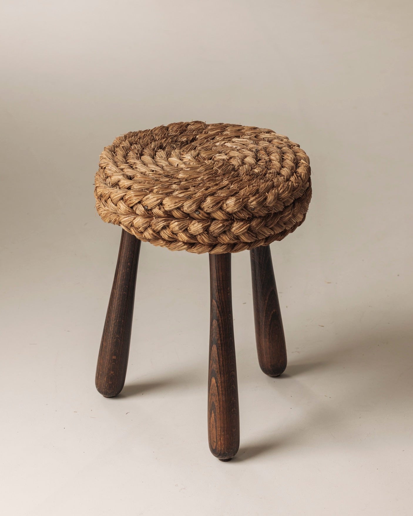 French shepherd’s stool by Adrien Audoux and Frida Minet, France 1950s. — side angle