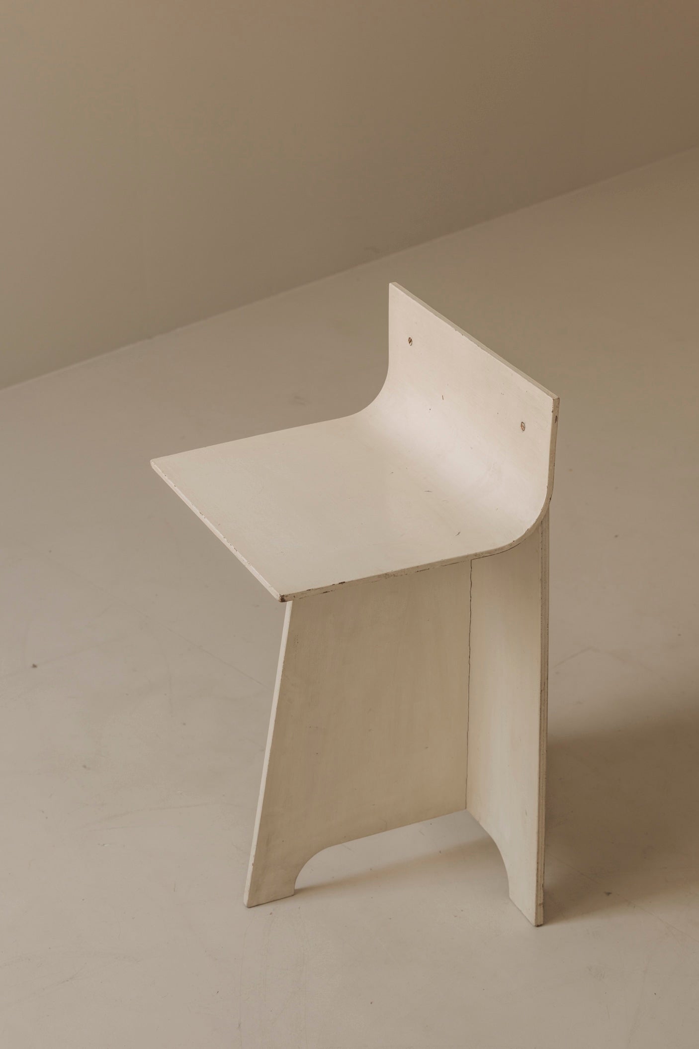 Decorative Sculptural French Off-White Plywood Accent Chair, 1940s — close-up
