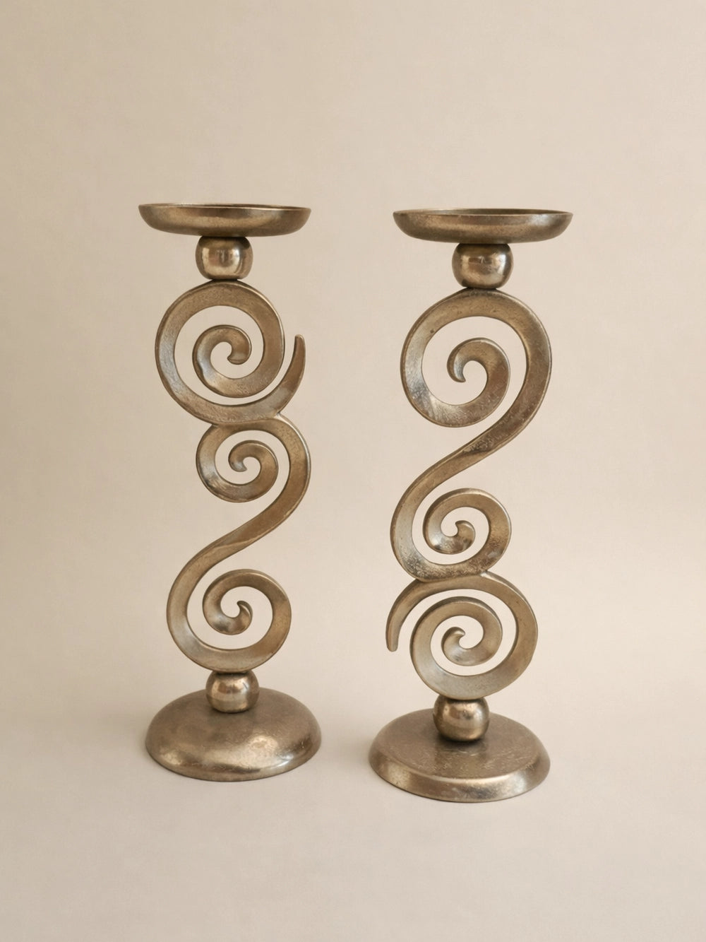 1990s Vintage Gold-tone Metal Swirl Candlesticks (Pair) — detail view