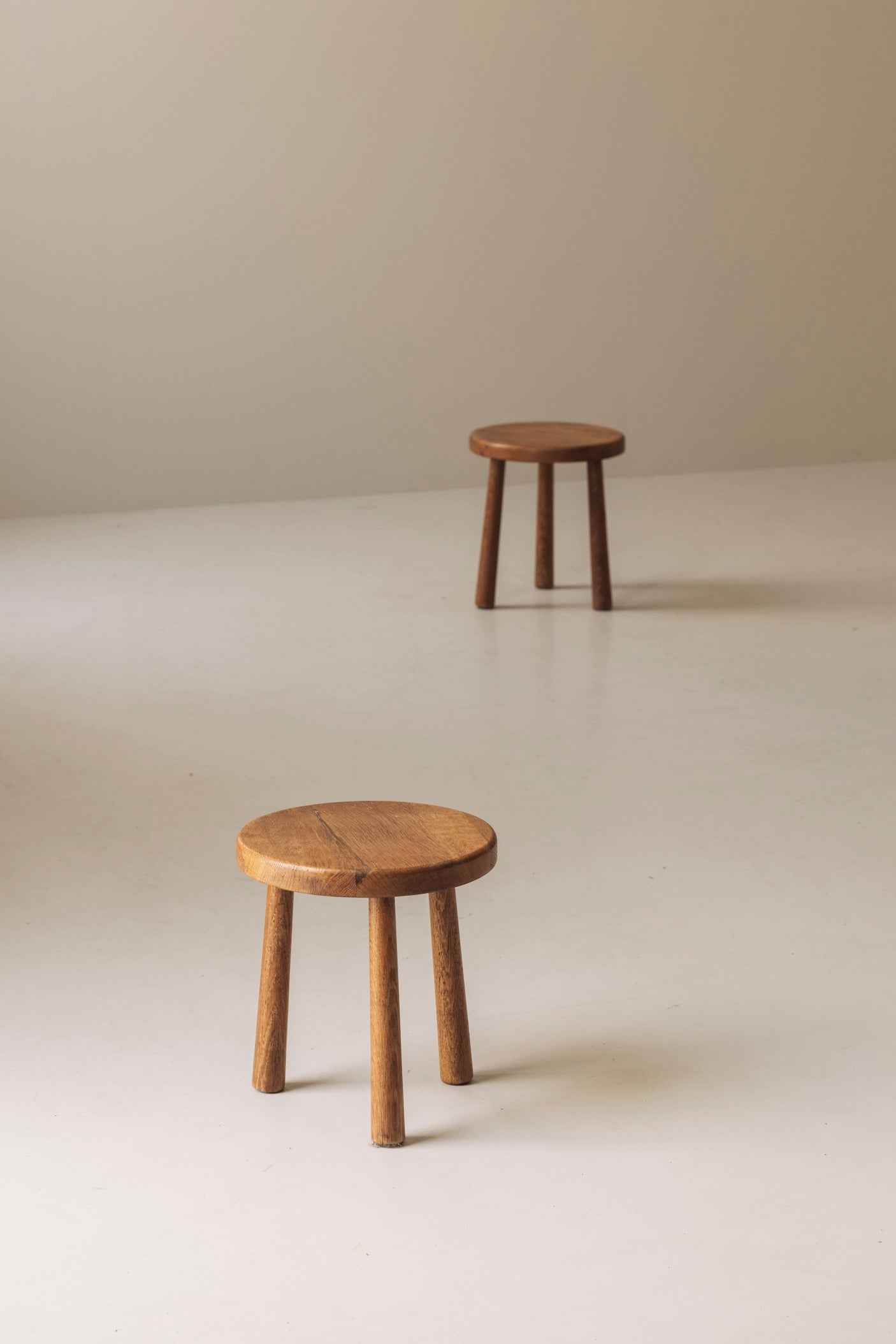 Sculptural Set of Two Solid Oak Stools, France, 1960s — detail view