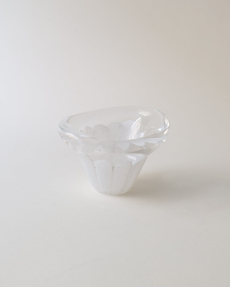 Clear glass bowl by Vicke Lindstrand for Kosta 1950s vintage