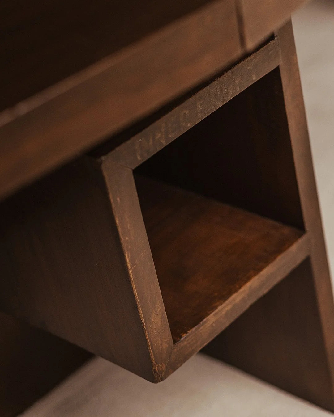 Le Corbusier - Authentic LC-TAT-07-A - Minister's Desk