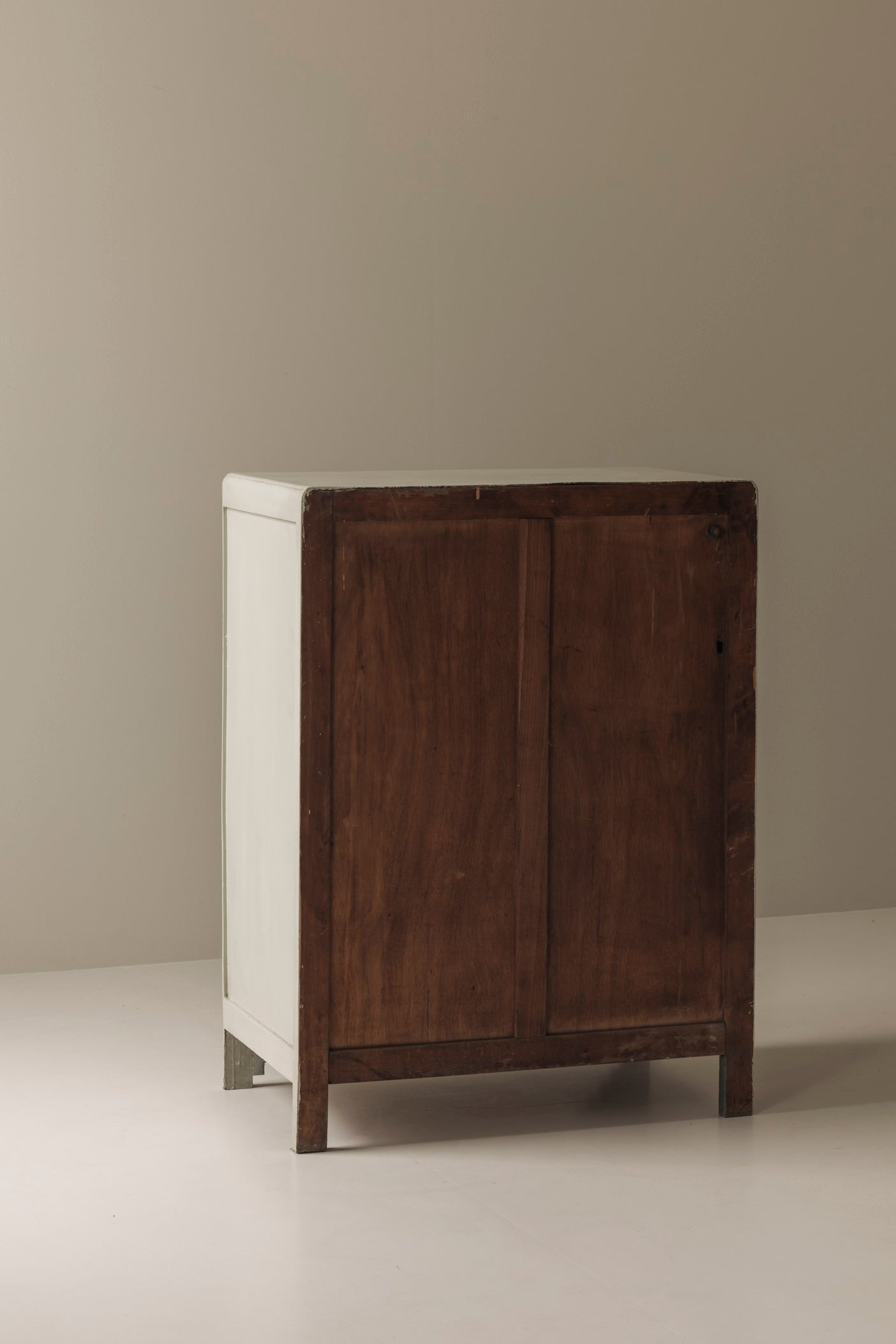 Charming Modernist French cabinet from the 1950s — view 10