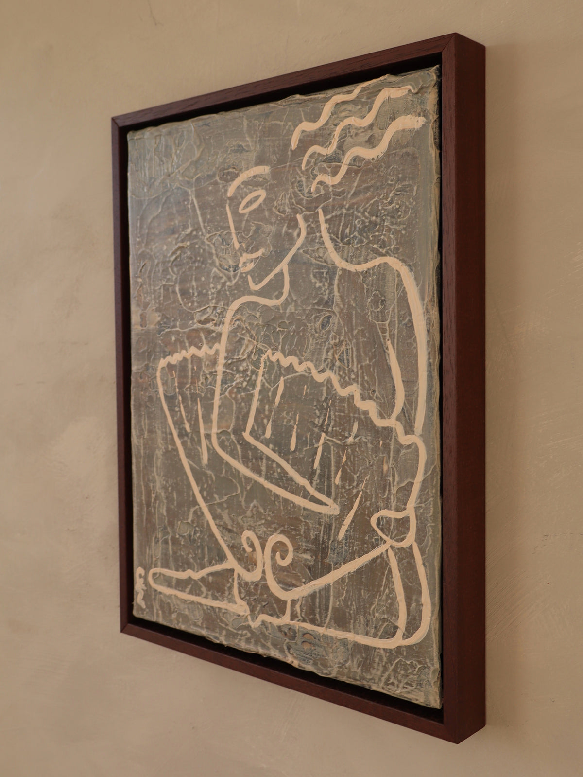 Pearl Grey — detail view