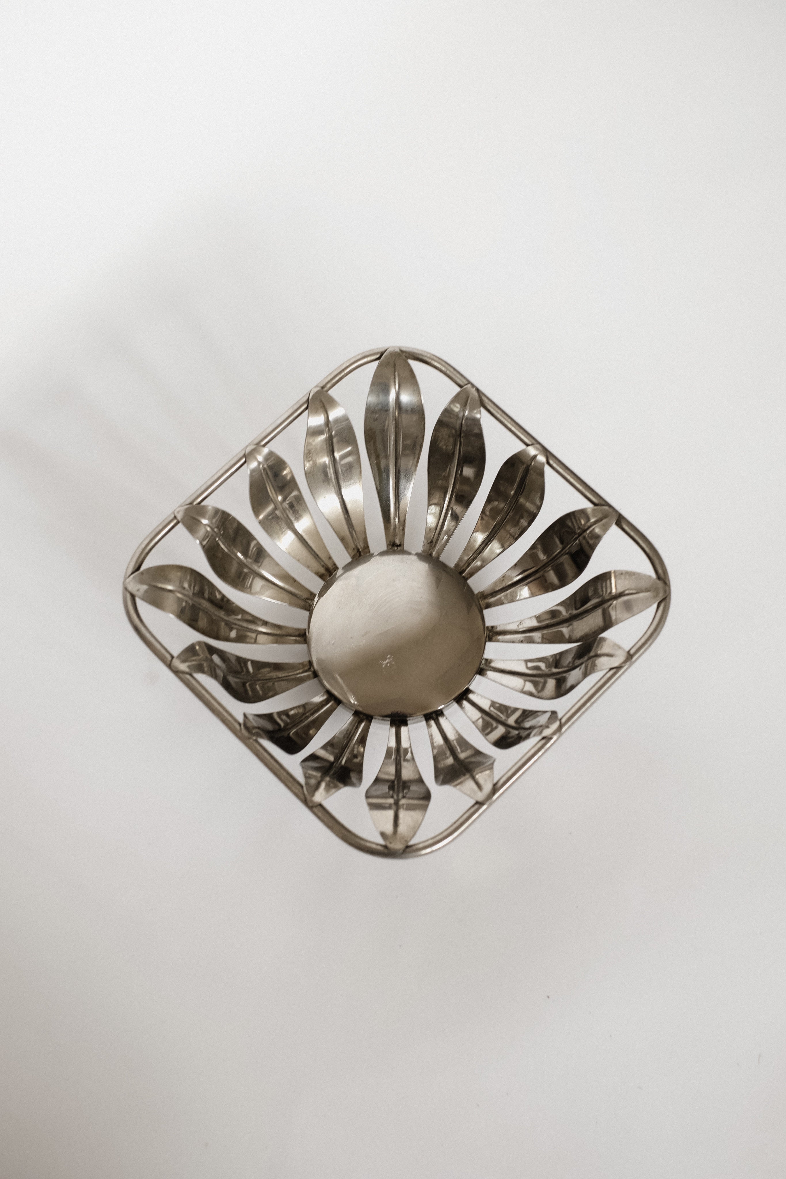 Mid-Century Flower-Shaped Bowl  — detail view