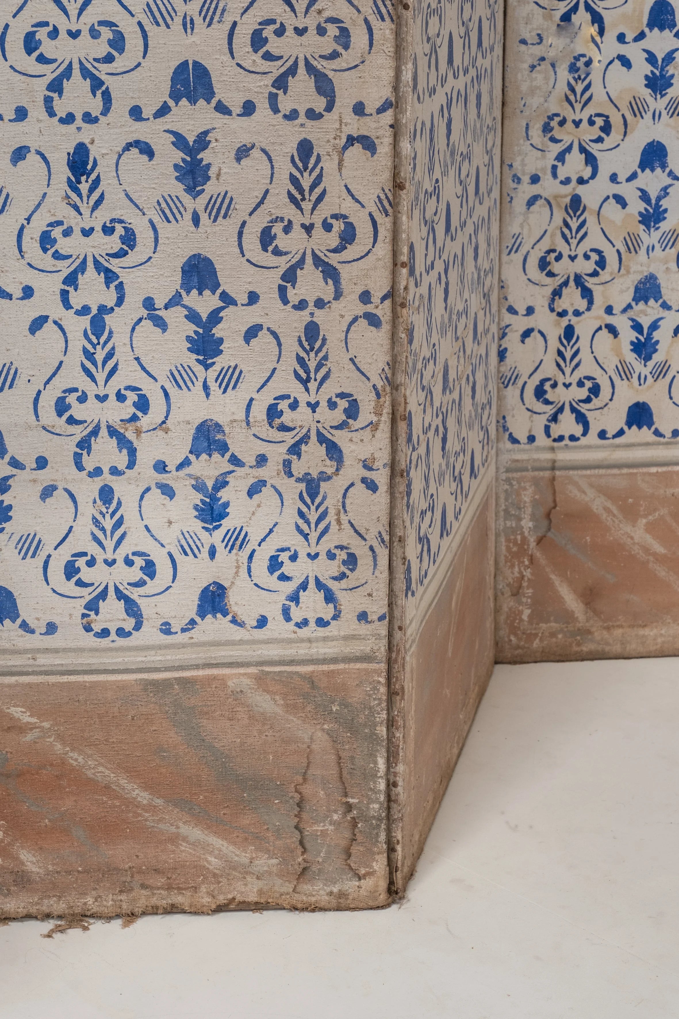 19th Century Italian Painted Four-Panel Screen (Paravent) — in context