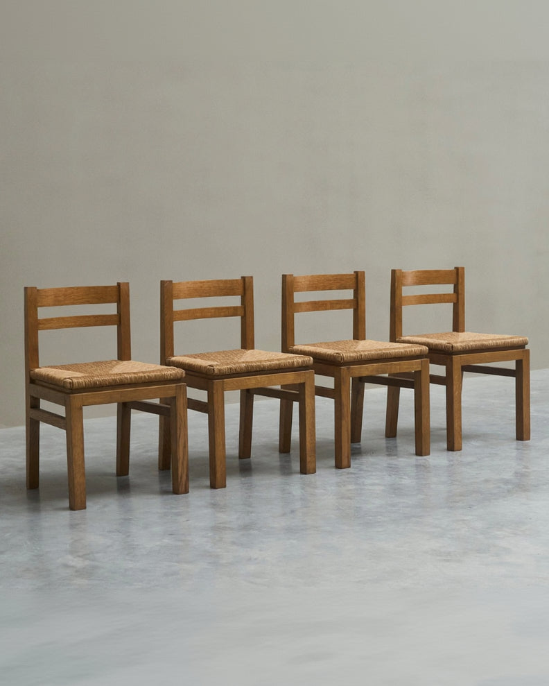 Set of 4 Modernist Chairs in Solid Oak and Straw, Belgium 1960s by ORNAMENTUM | The Oblist