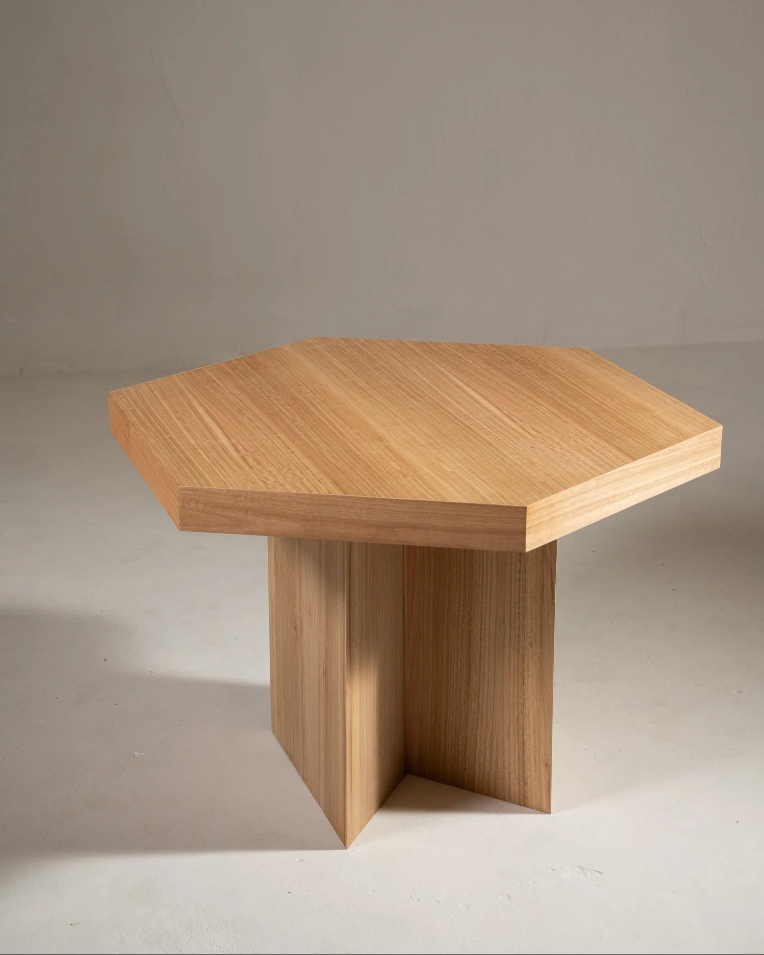 'Octógono' Table