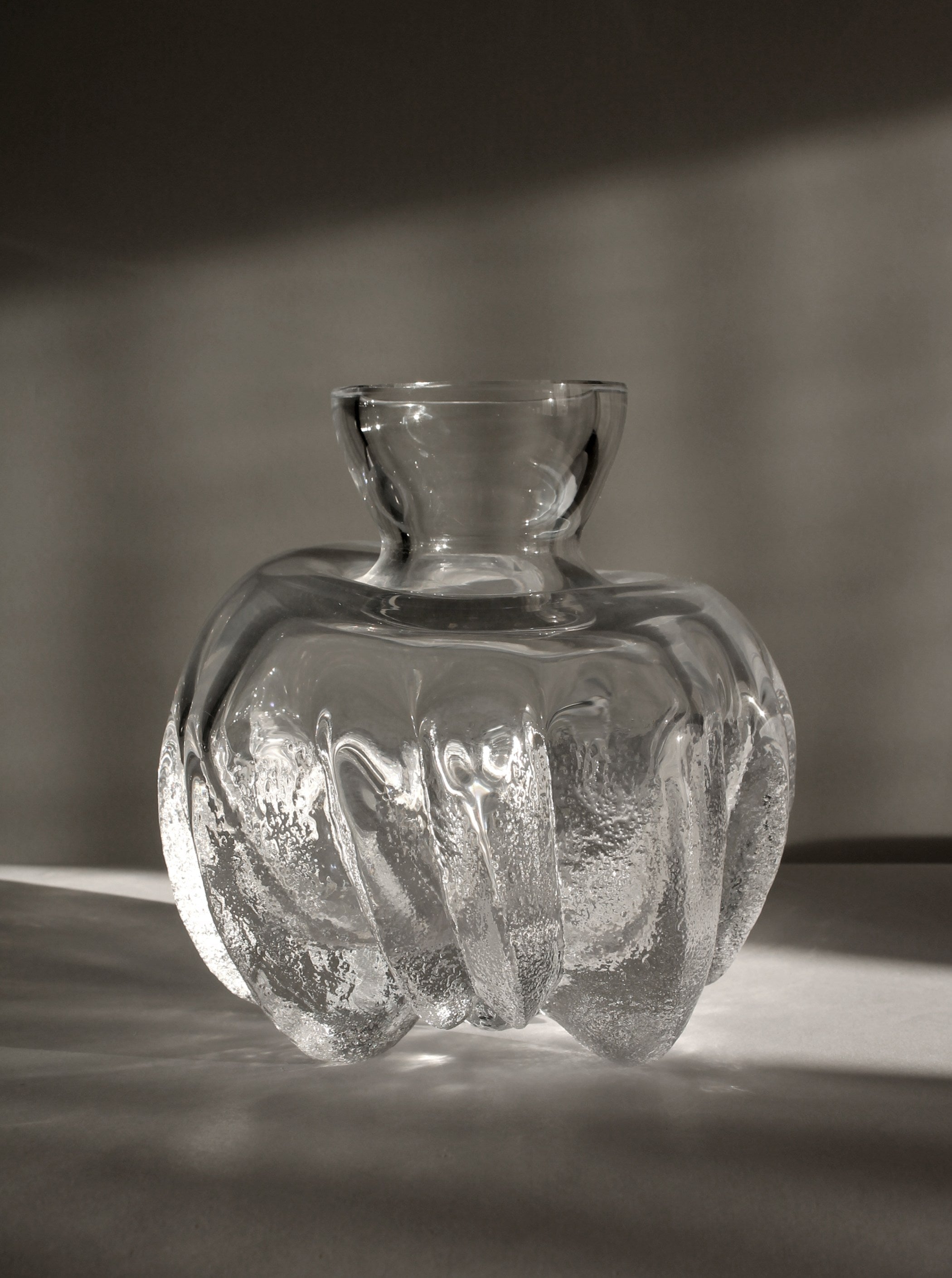 Vase en verre cristal complet grand des années 1970 Lars Hellsten