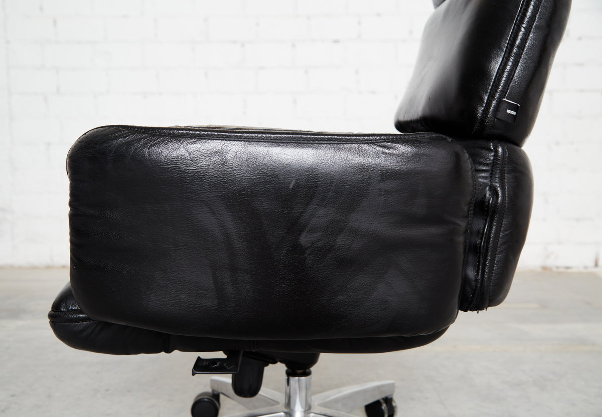 Vintage office chair by Otto Zapf for Topstar — in context