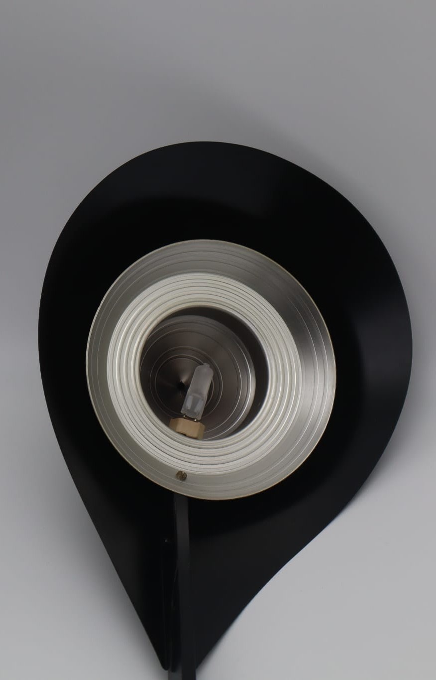 Mid-Century Italian Model Alobella Table Lamp by Giovanni Pasotto for Valenti Luce, 1970s — close-up