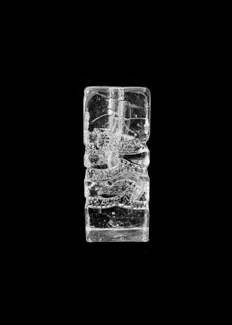 Glass soliflore vase — detail view