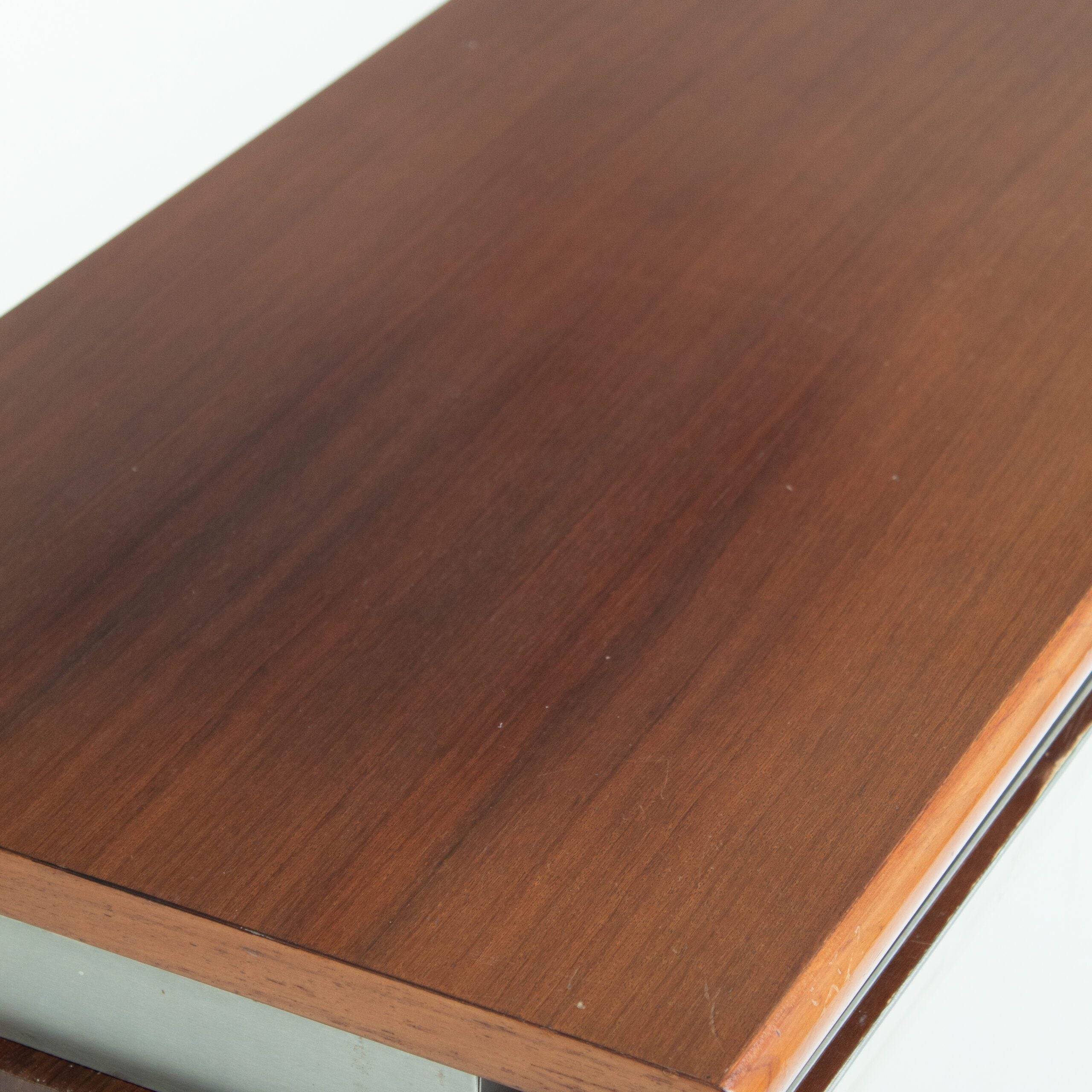 Armoire Acerbis marron avec portes chromées