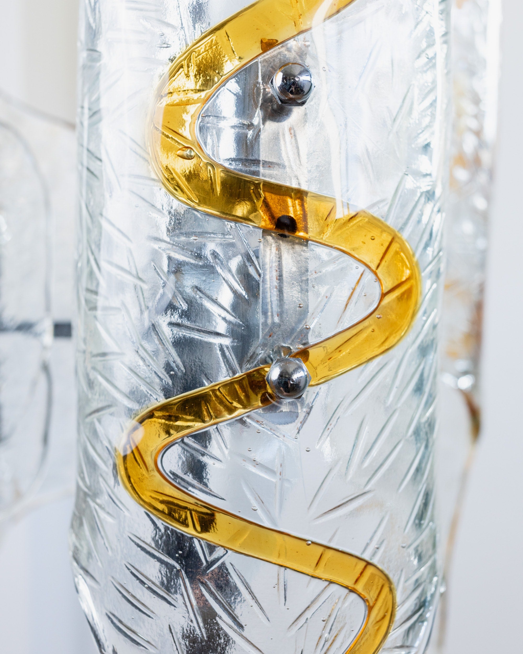 Vintage Murano Glass Chandelier by Toni Zuccheri for Mazzega — close-up of textured glass with amber swirl
