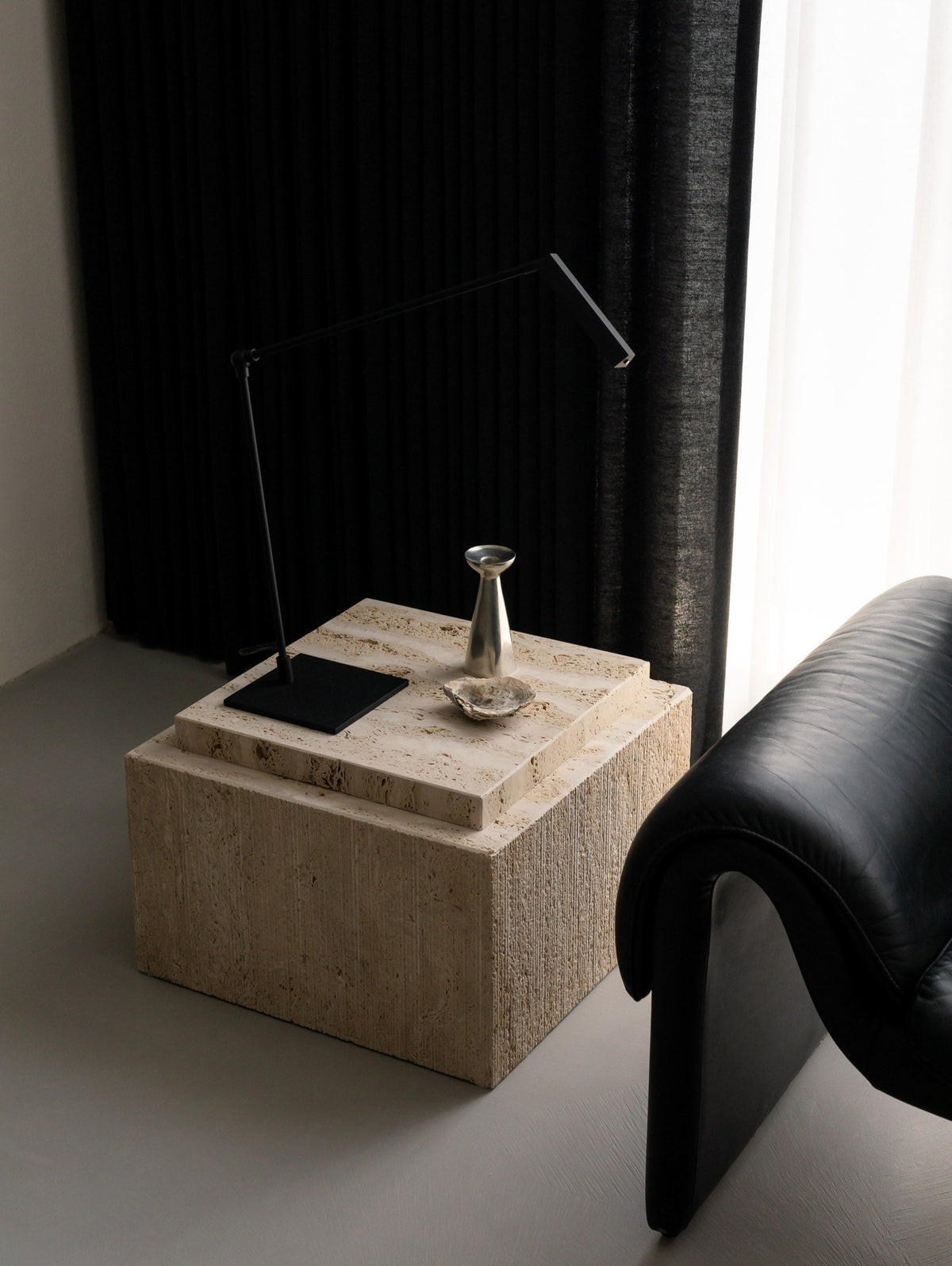 BARI Contemporarty Coffee Table — in context