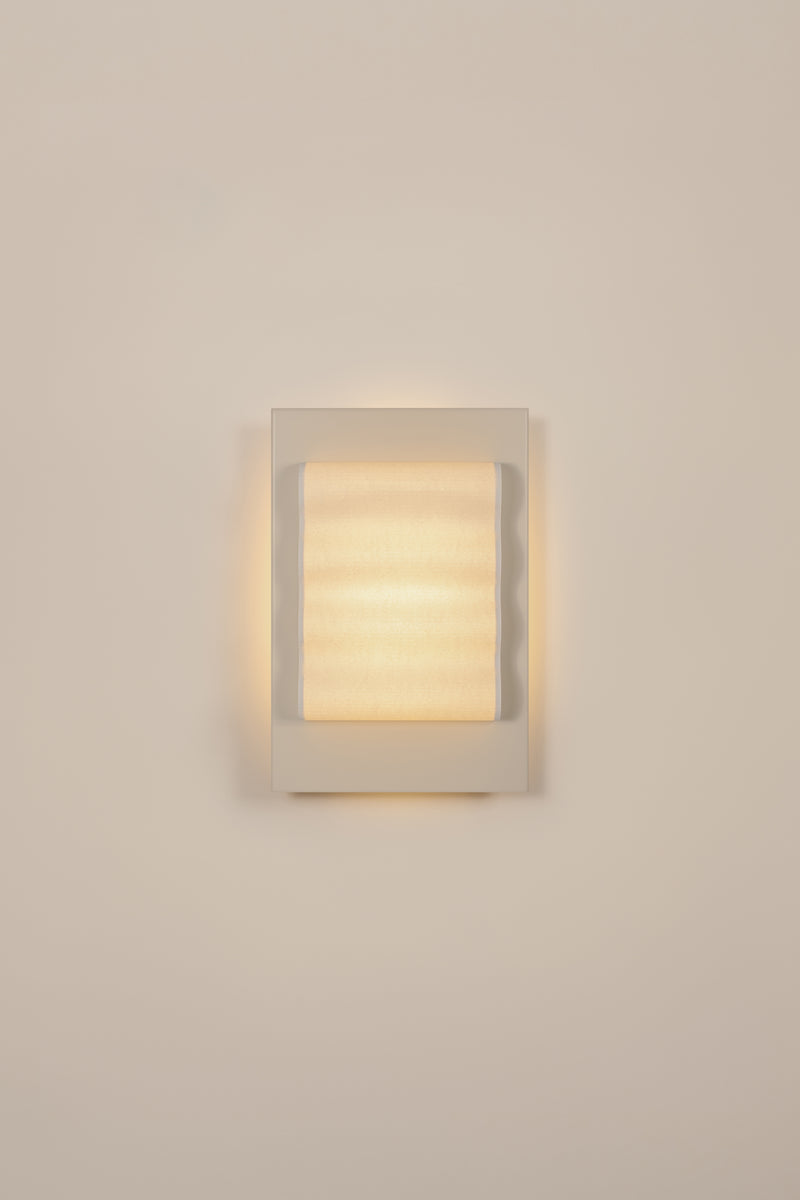 "Frame" OW S by Violaine d'Harcourt | The Oblist