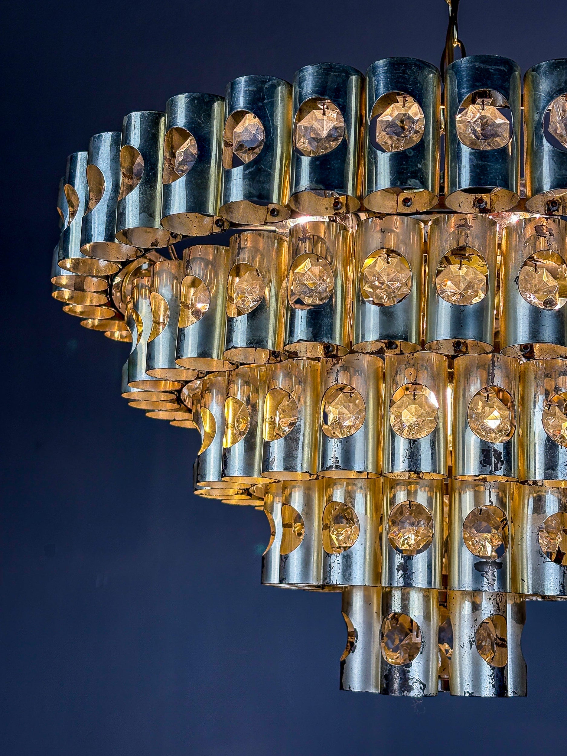 Gaetano Sciolari 5-Tier chandelier, brass & crystal, Italy, 1970s — side angle