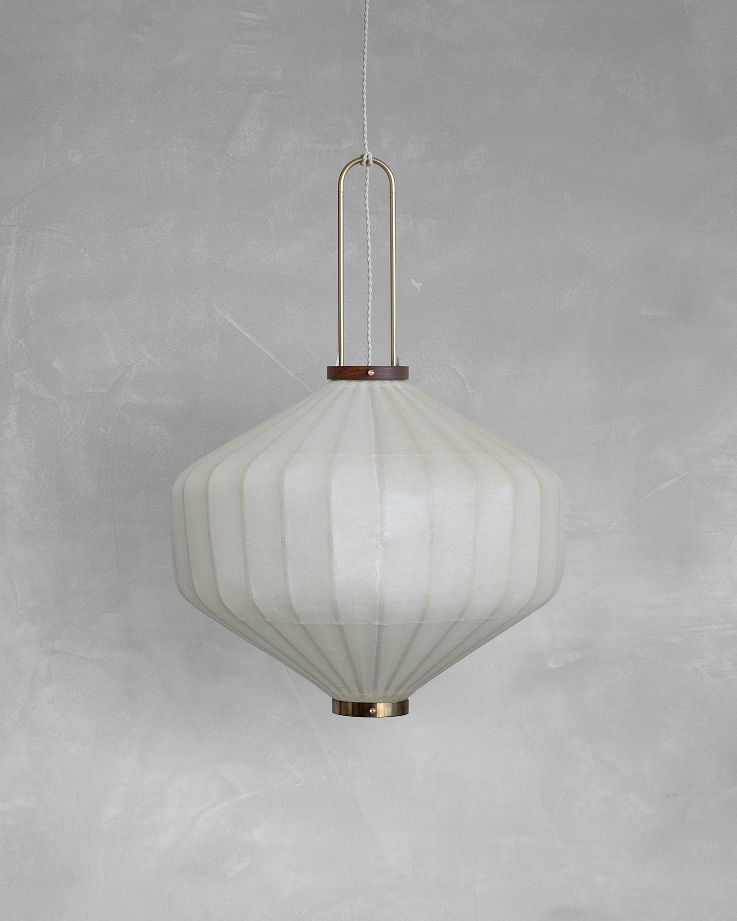 Jin, Tuolo Shape Pendant Light