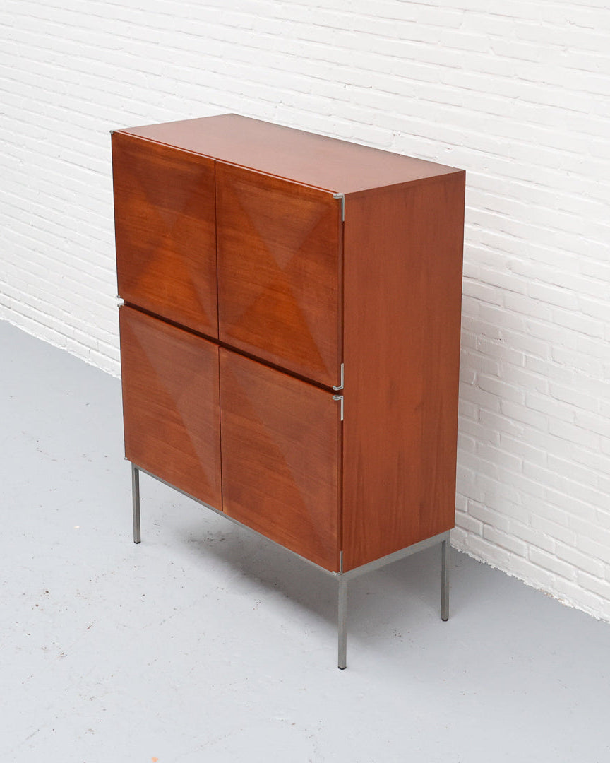 Behr 1307 Diamond Highboard 1960s