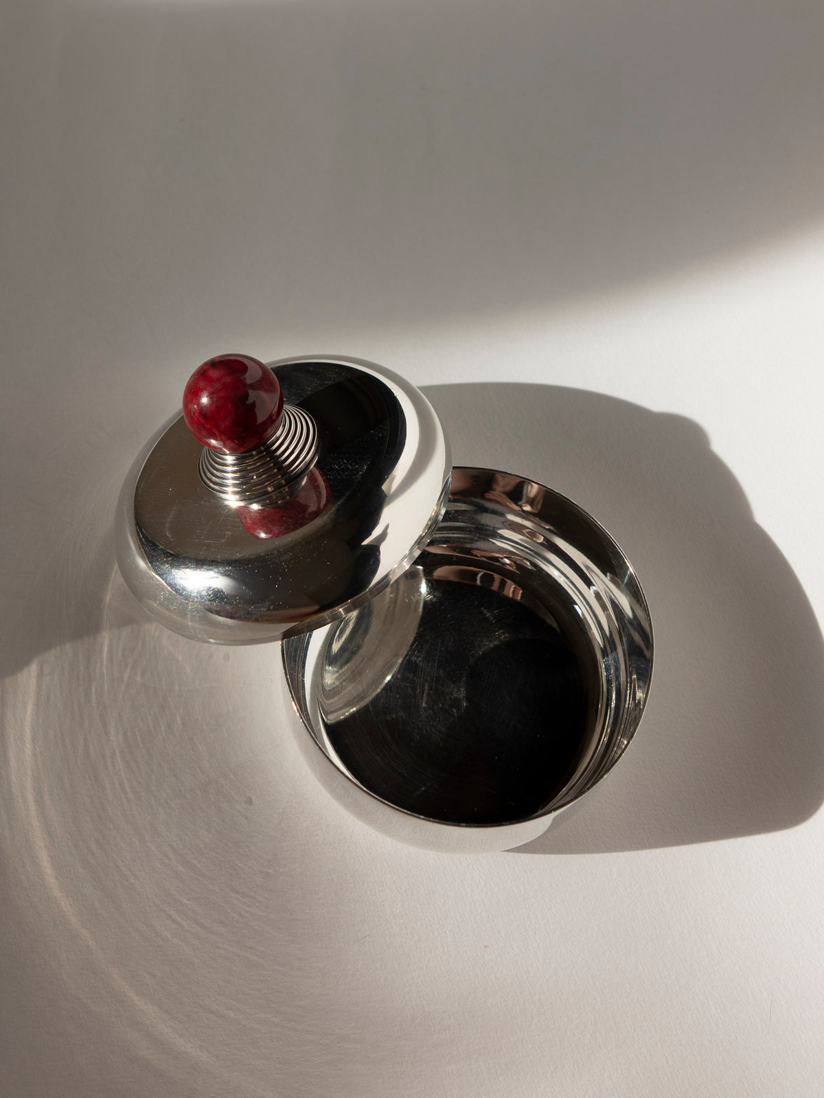 Puiforcat French Art Deco Box with Ruby Red Lacquer Finial — detail view